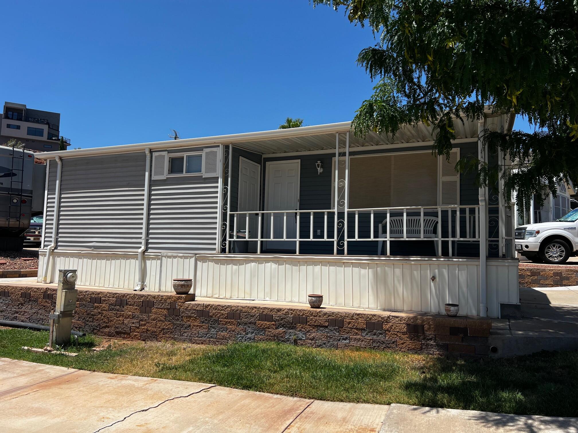 TWIN LAKES RV PARK - Residential