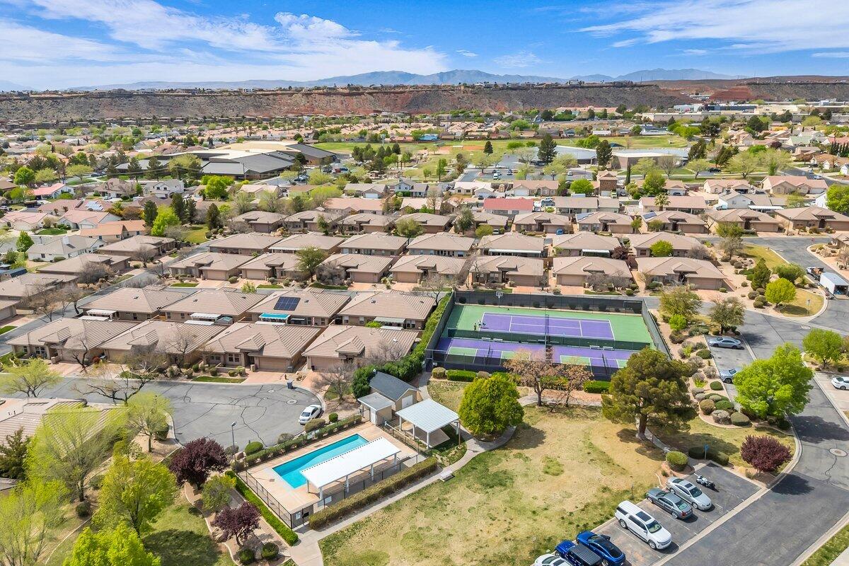 COTTON MANOR CONDOS - Residential