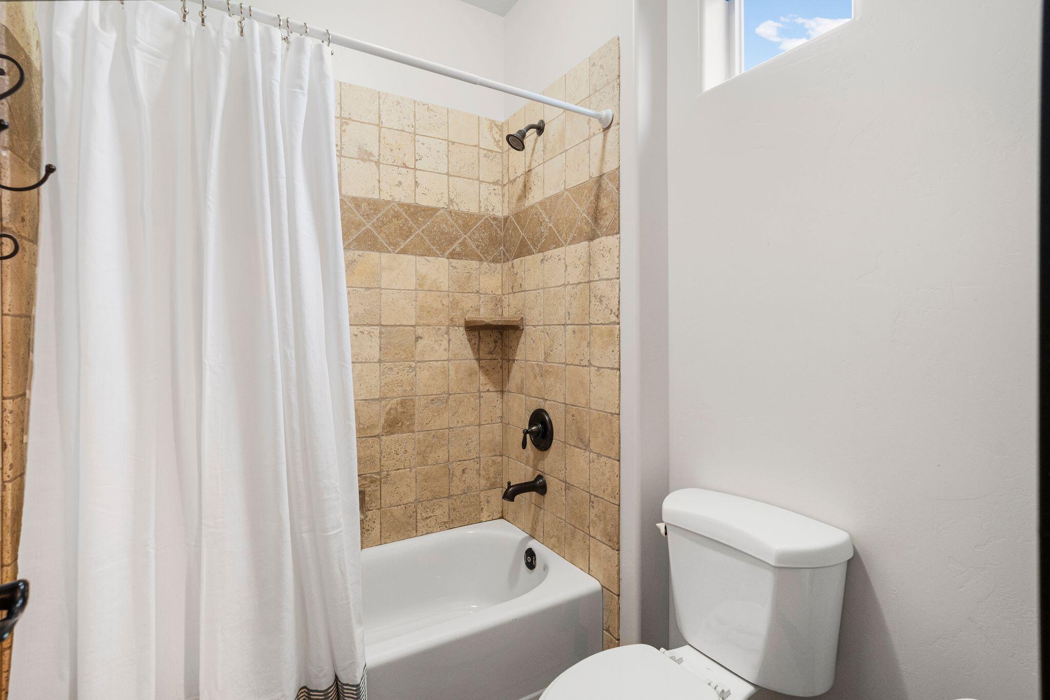 VIEWS AT STONE MOUNTAIN - Residential