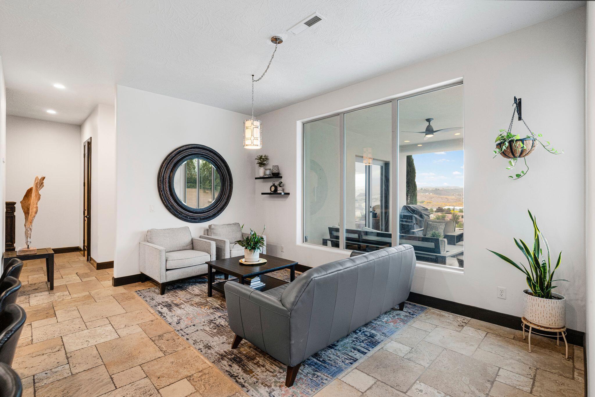 VIEWS AT STONE MOUNTAIN - Residential