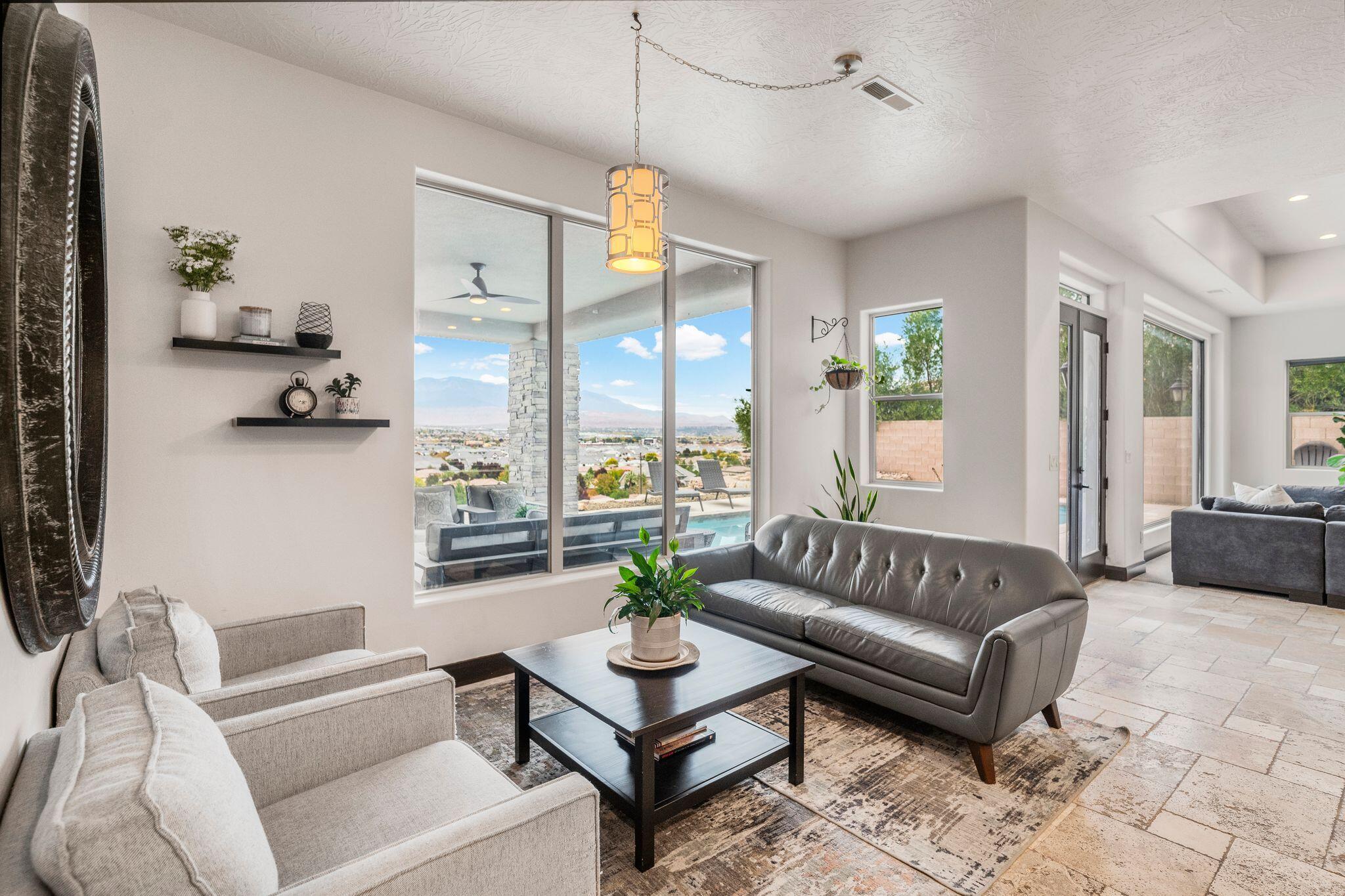 VIEWS AT STONE MOUNTAIN - Residential