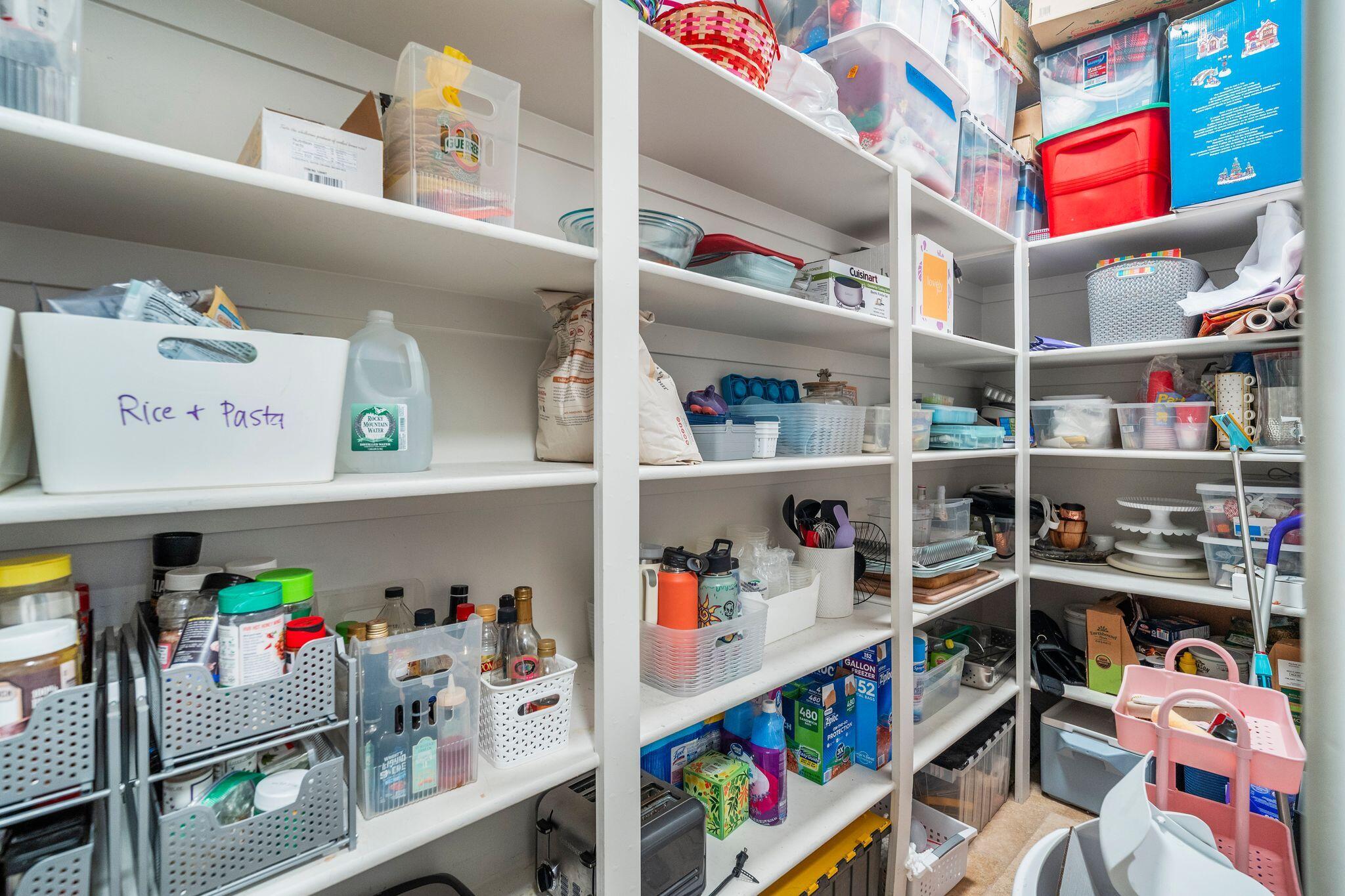 VIEWS AT STONE MOUNTAIN - Residential