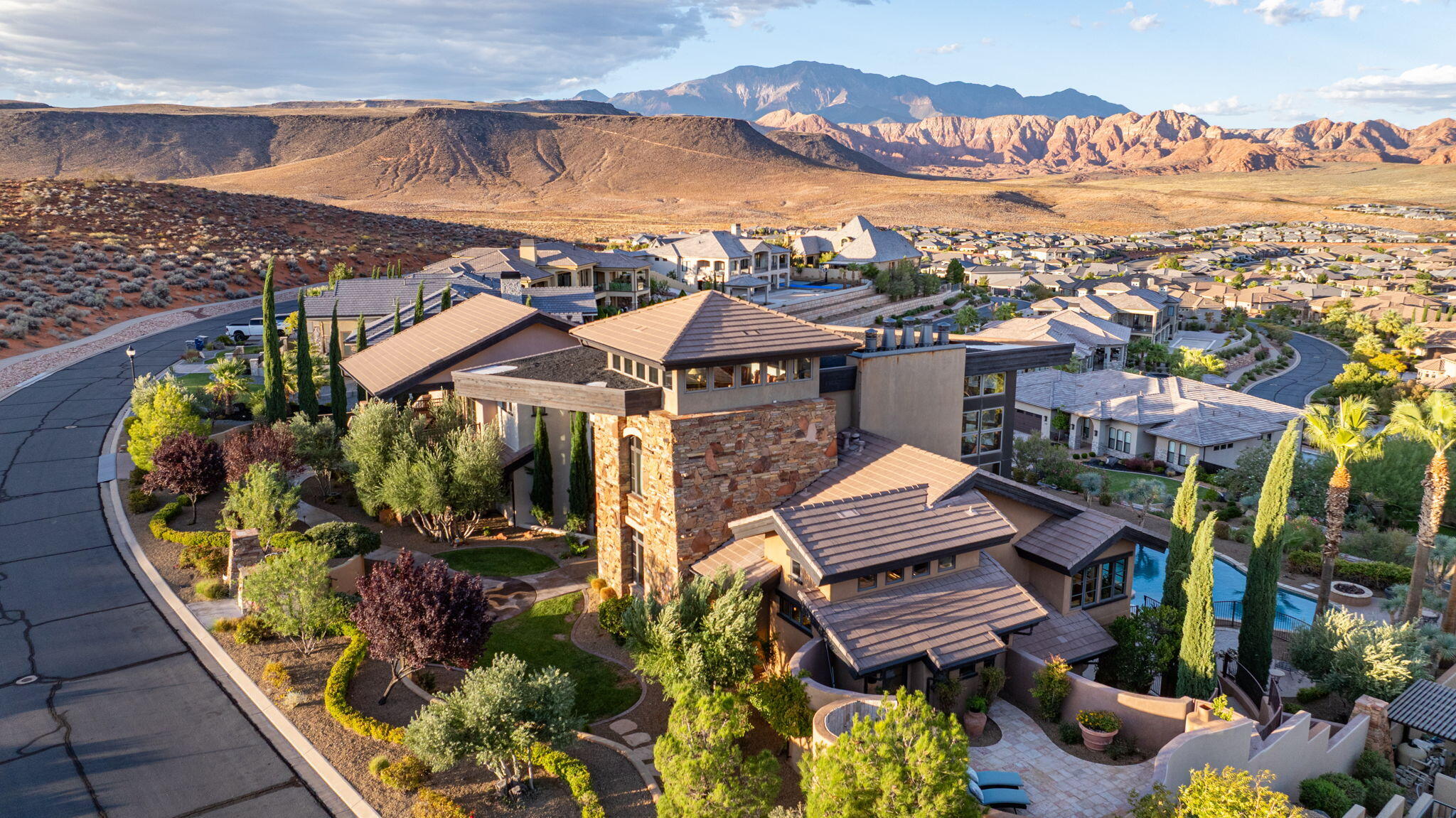 NORTHBRIDGE ESTATES - Residential