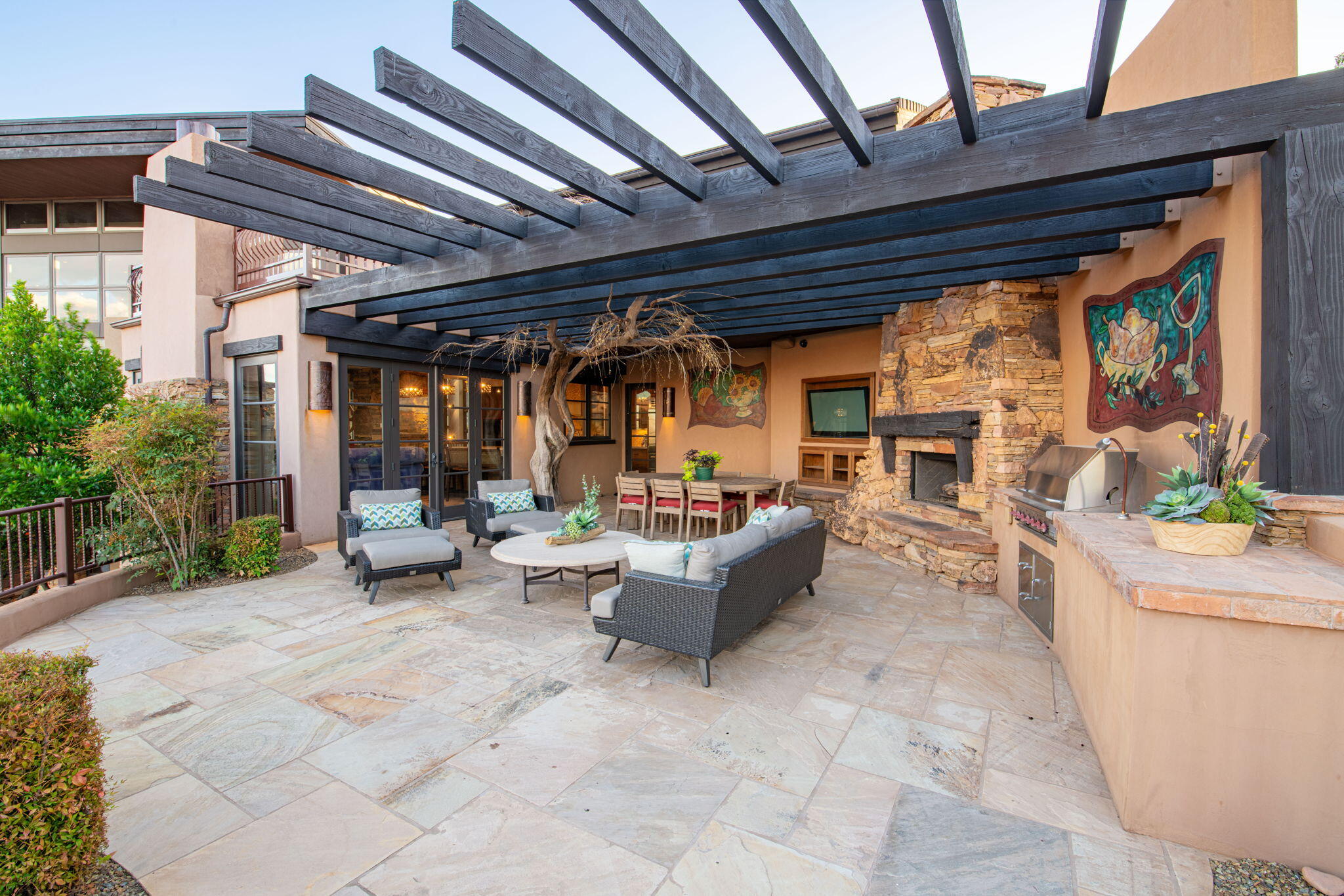 NORTHBRIDGE ESTATES - Residential