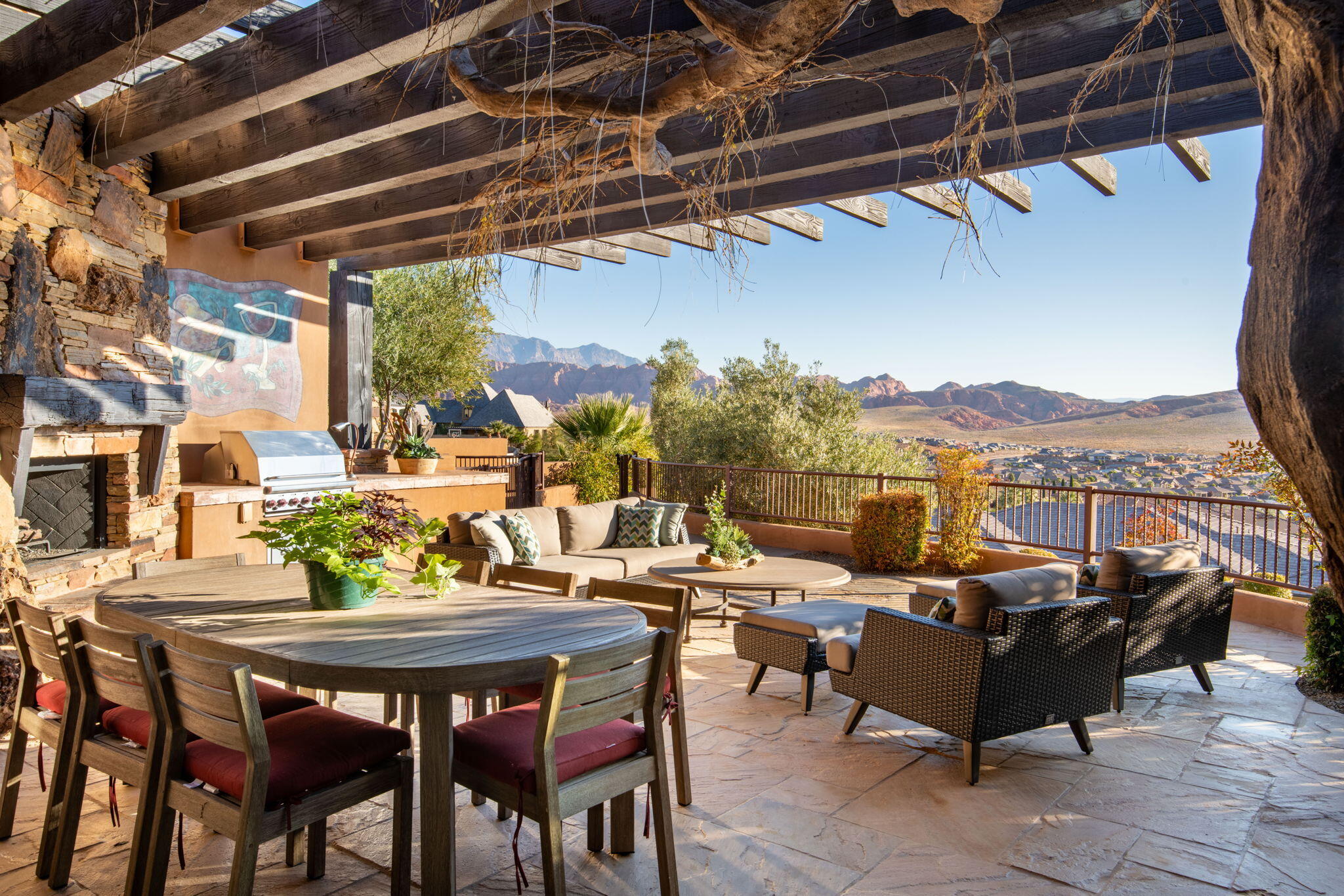 NORTHBRIDGE ESTATES - Residential