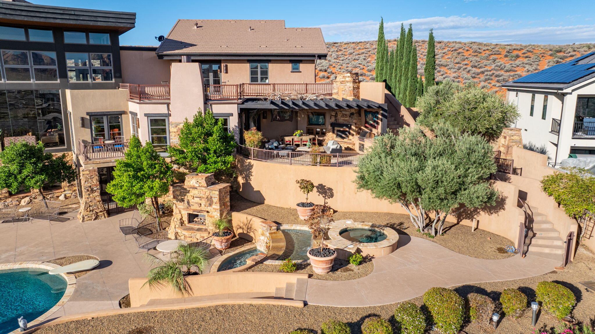 NORTHBRIDGE ESTATES - Residential