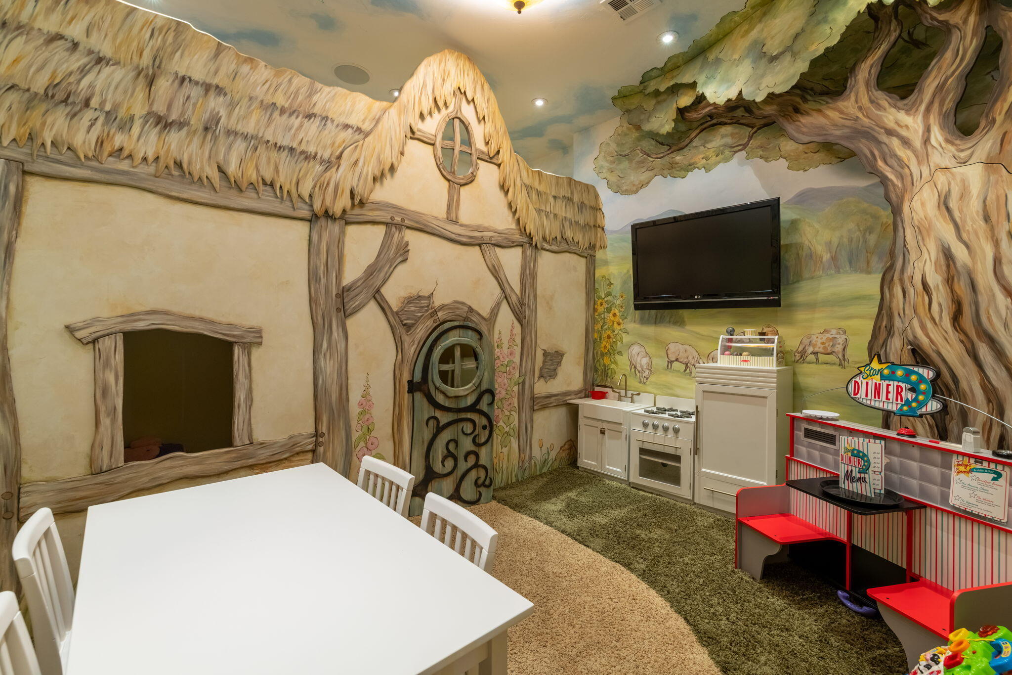 NORTHBRIDGE ESTATES - Residential