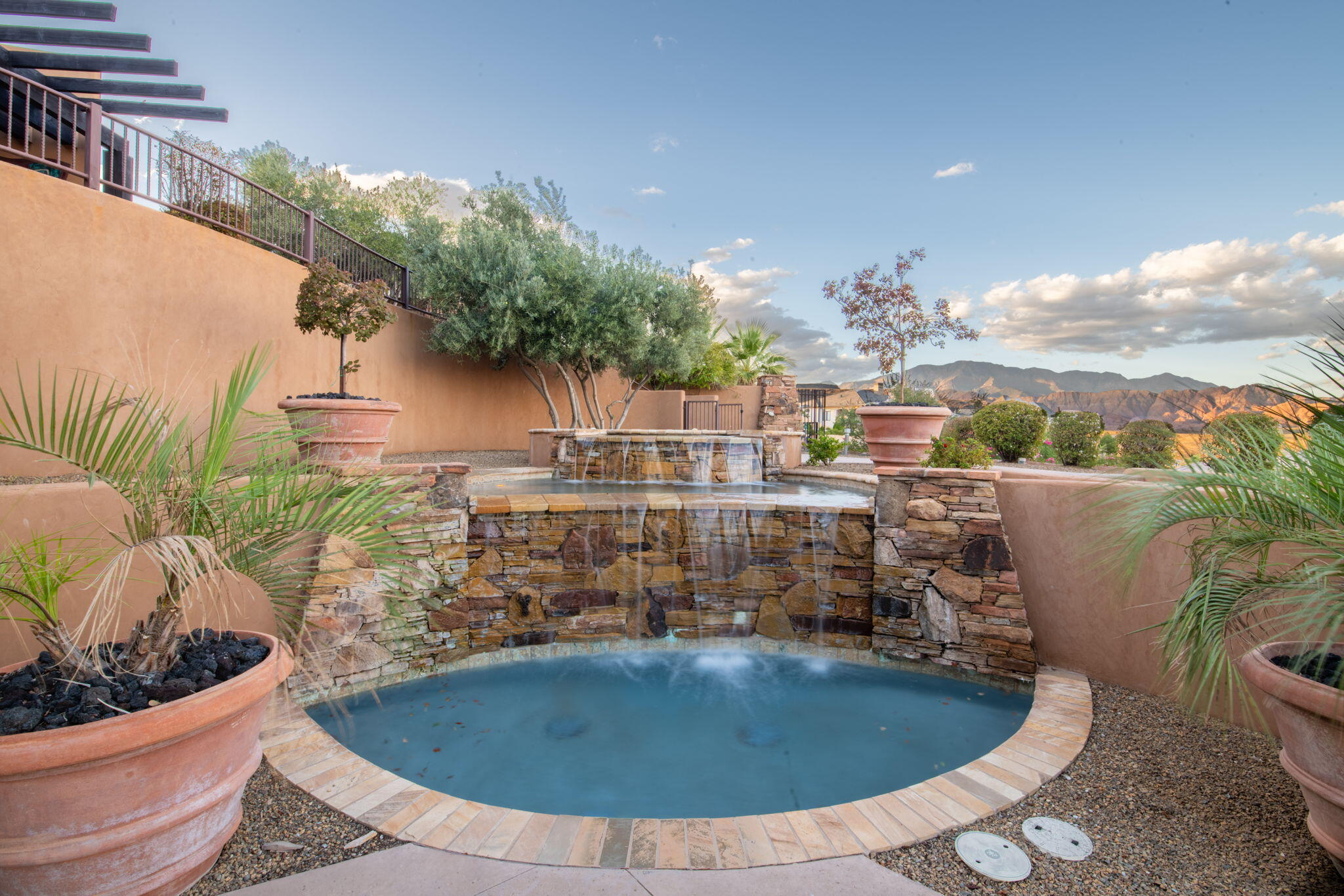 NORTHBRIDGE ESTATES - Residential