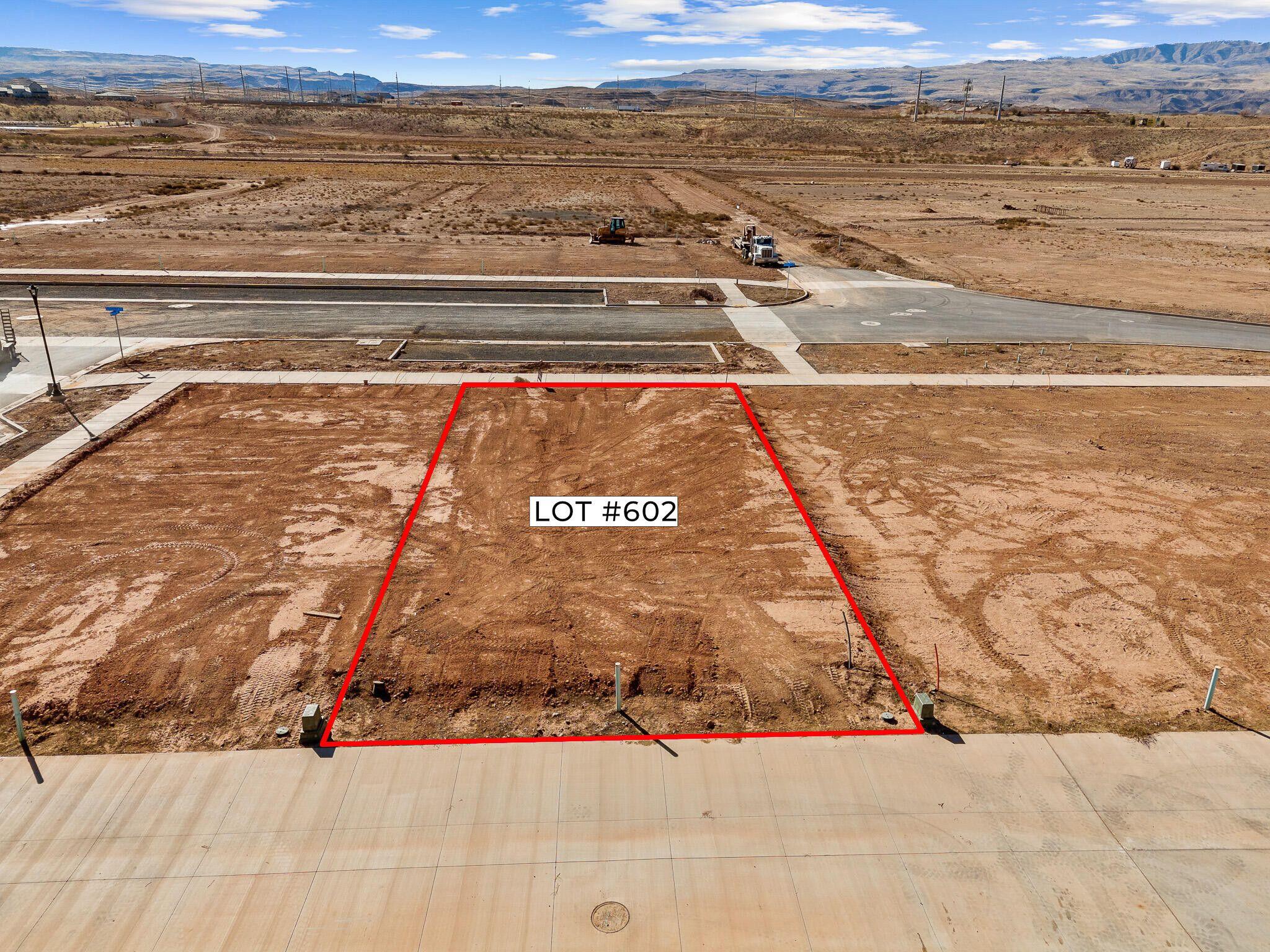 DESERT COLOR RESORT - Land