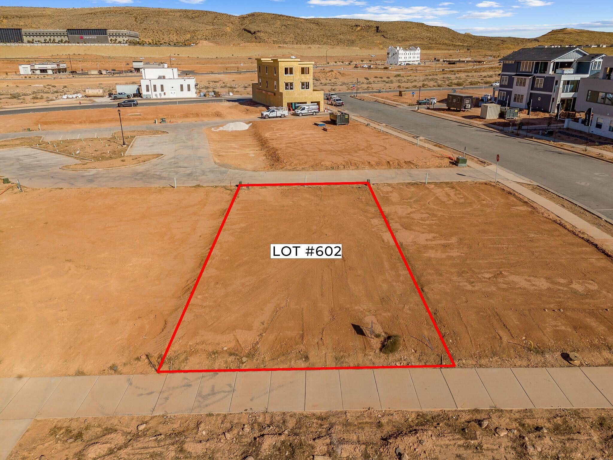 DESERT COLOR RESORT - Land