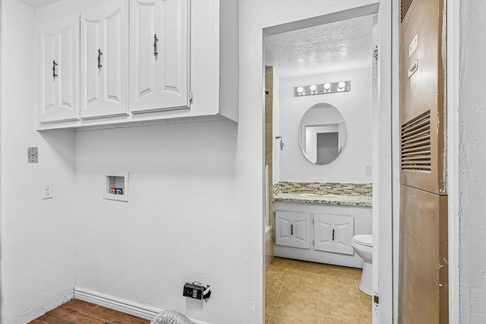 ENTERPRISE TOWNSITE - Residential