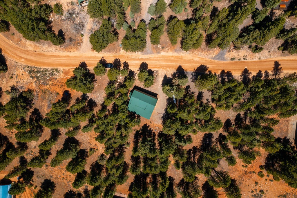 Photo of 1830 E Gulf Stream DR, Duck Creek, UT 84762 (MLS # 26-277351)