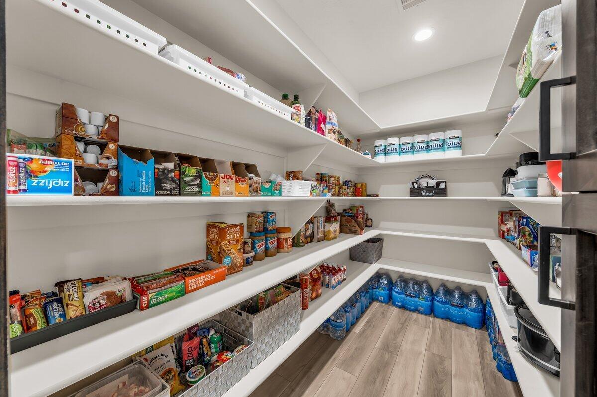 DIXIE SPRINGS - Residential