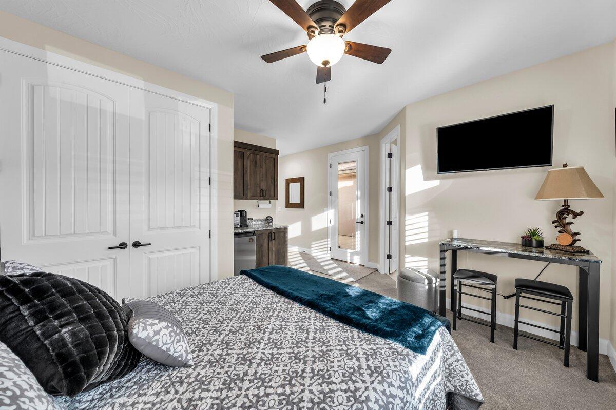 DIXIE SPRINGS - Residential