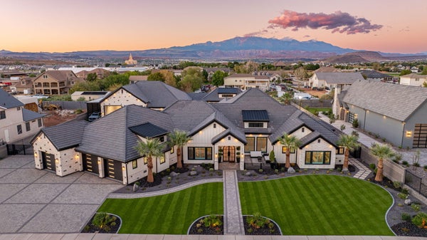 3341 E 2250 S, SAINT GEORGE, UT 84790 - Image 2ce86be7bb68d7be96cf2031da226da3/1997655825