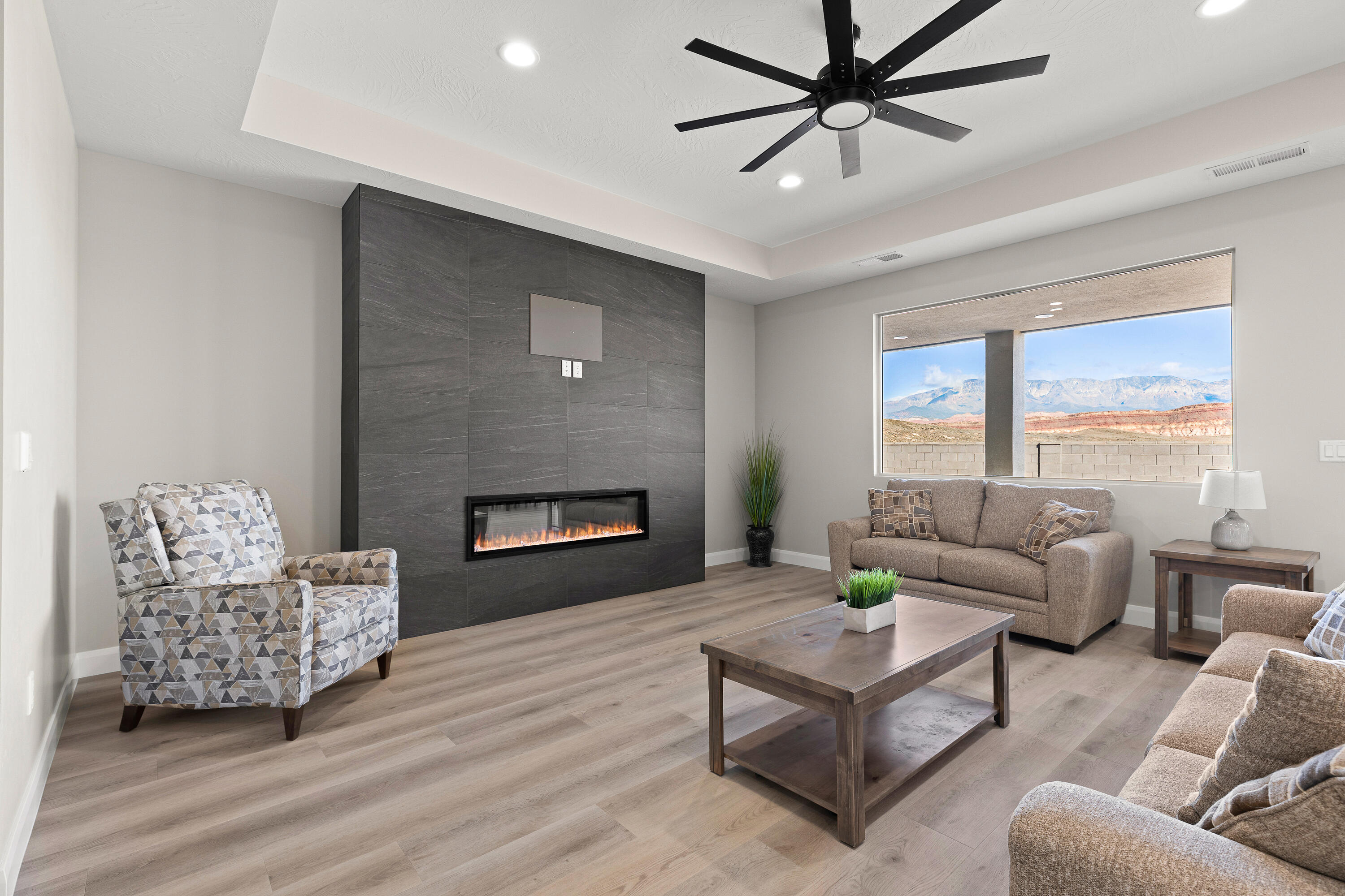 SAND HOLLOW VILLAGE - Residential