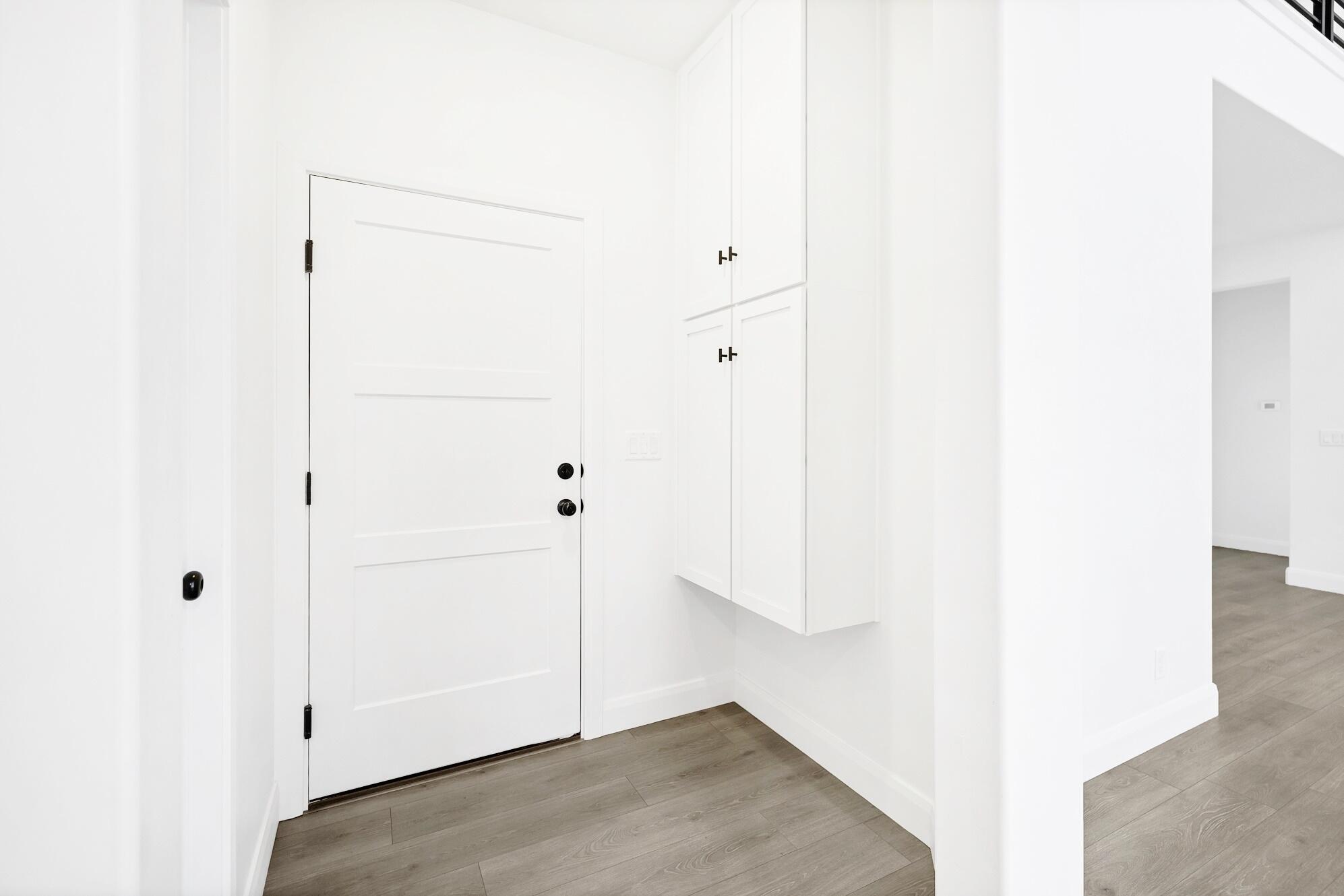 SALARNO HILLS AT DIVARIO - Residential