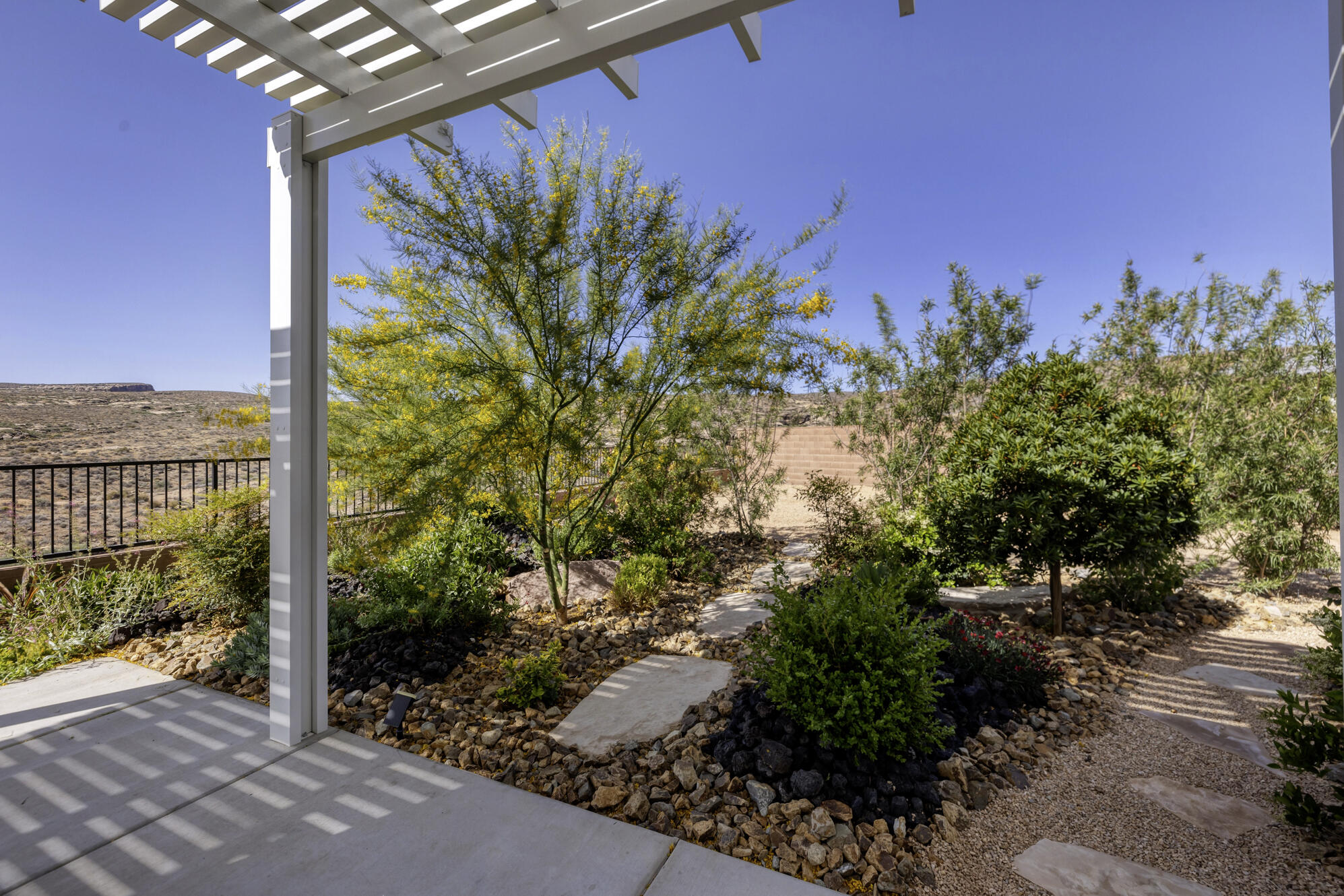 SALARNO HILLS AT DIVARIO - Residential