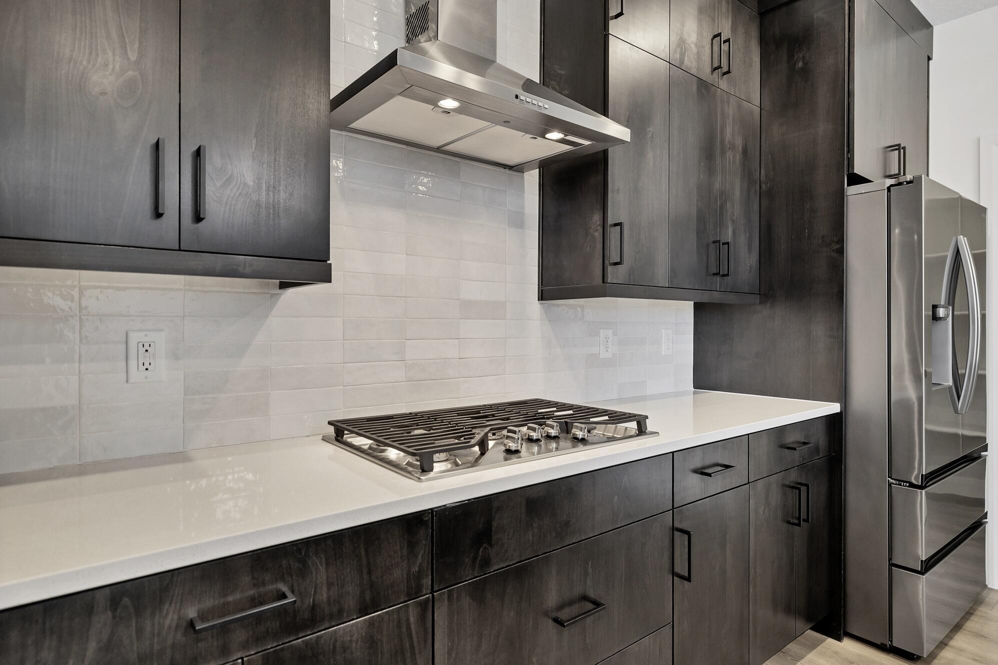 SALARNO HILLS AT DIVARIO - Residential