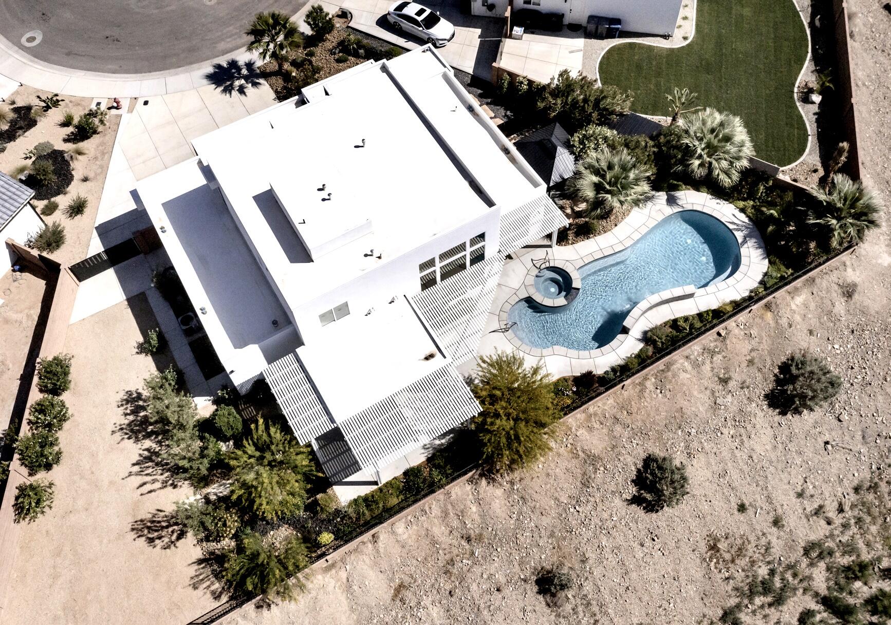 SALARNO HILLS AT DIVARIO - Residential