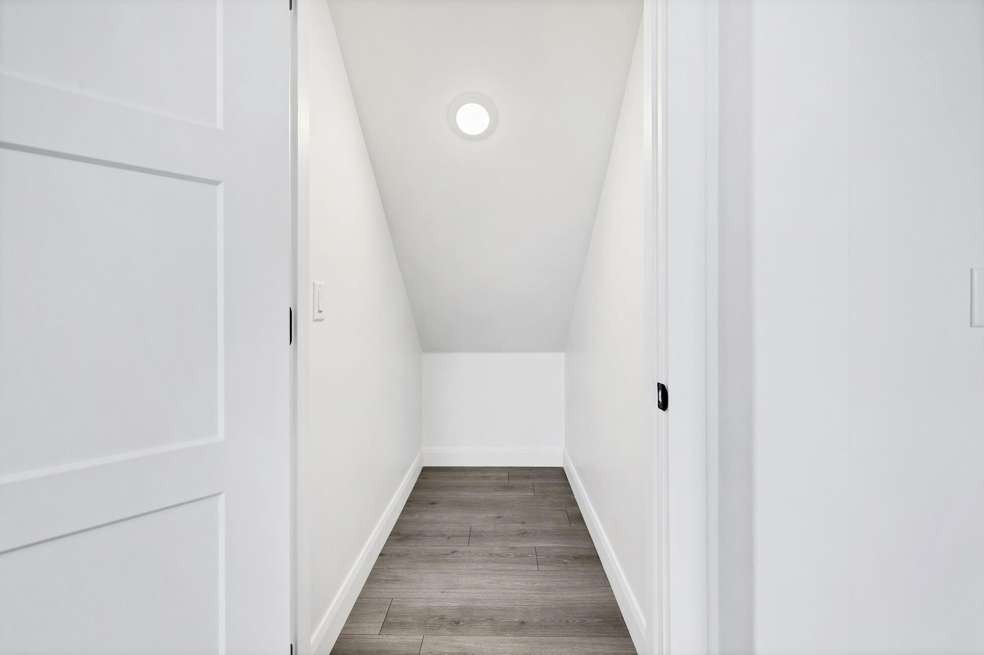 SALARNO HILLS AT DIVARIO - Residential