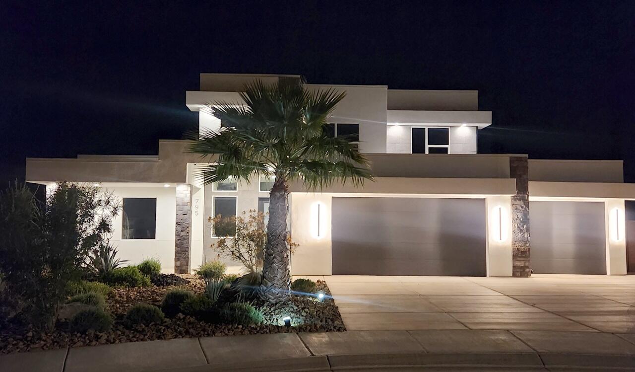 SALARNO HILLS AT DIVARIO - Residential