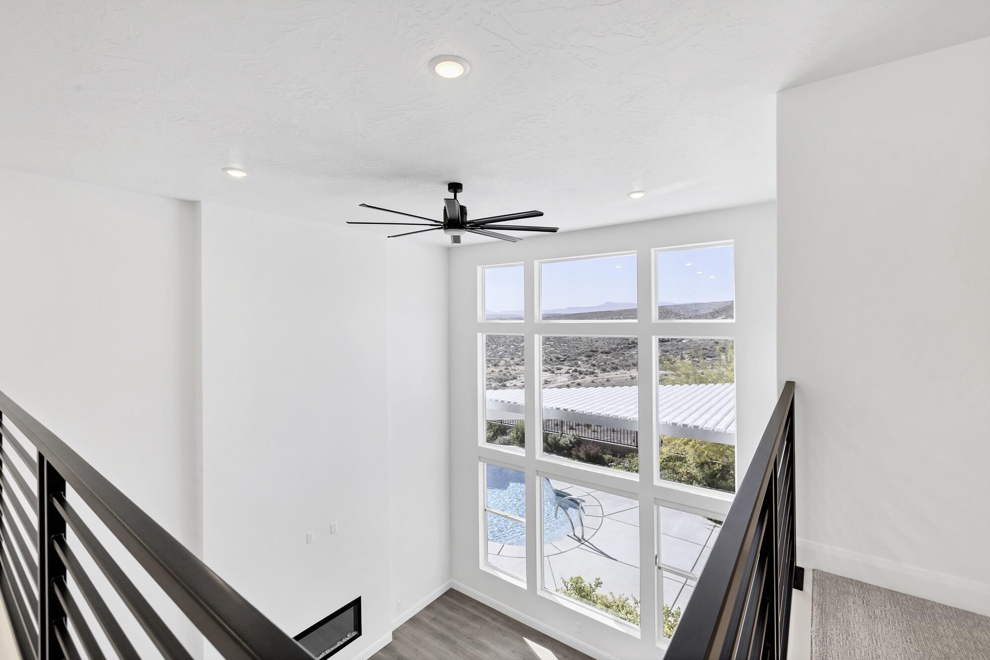 SALARNO HILLS AT DIVARIO - Residential