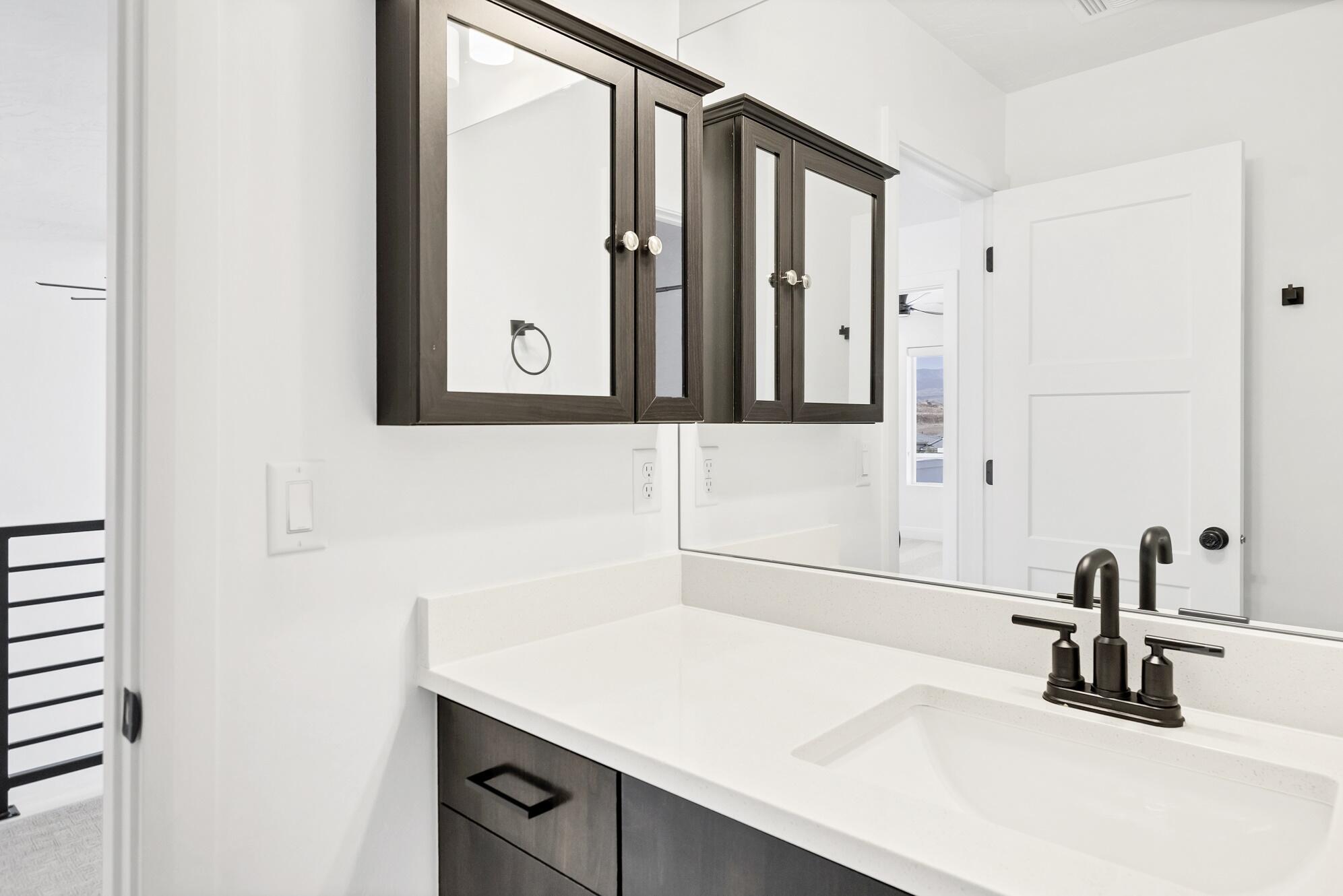 SALARNO HILLS AT DIVARIO - Residential