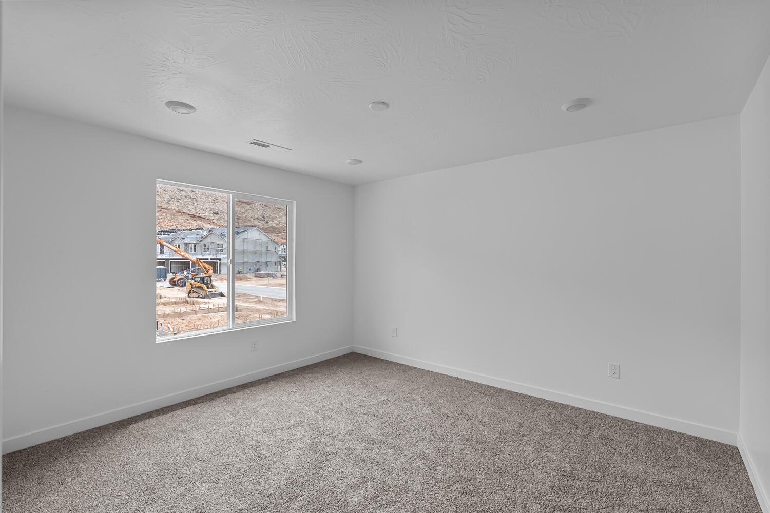 LAVENDER CANYON AT LONG VALLEY - Residential