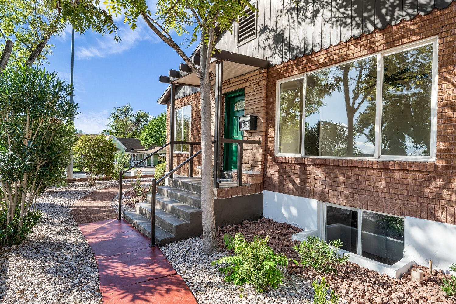 ST GEORGE TOWNSITE - Residential Income