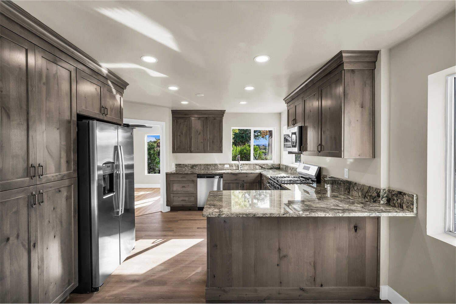 ST GEORGE TOWNSITE - Residential Income