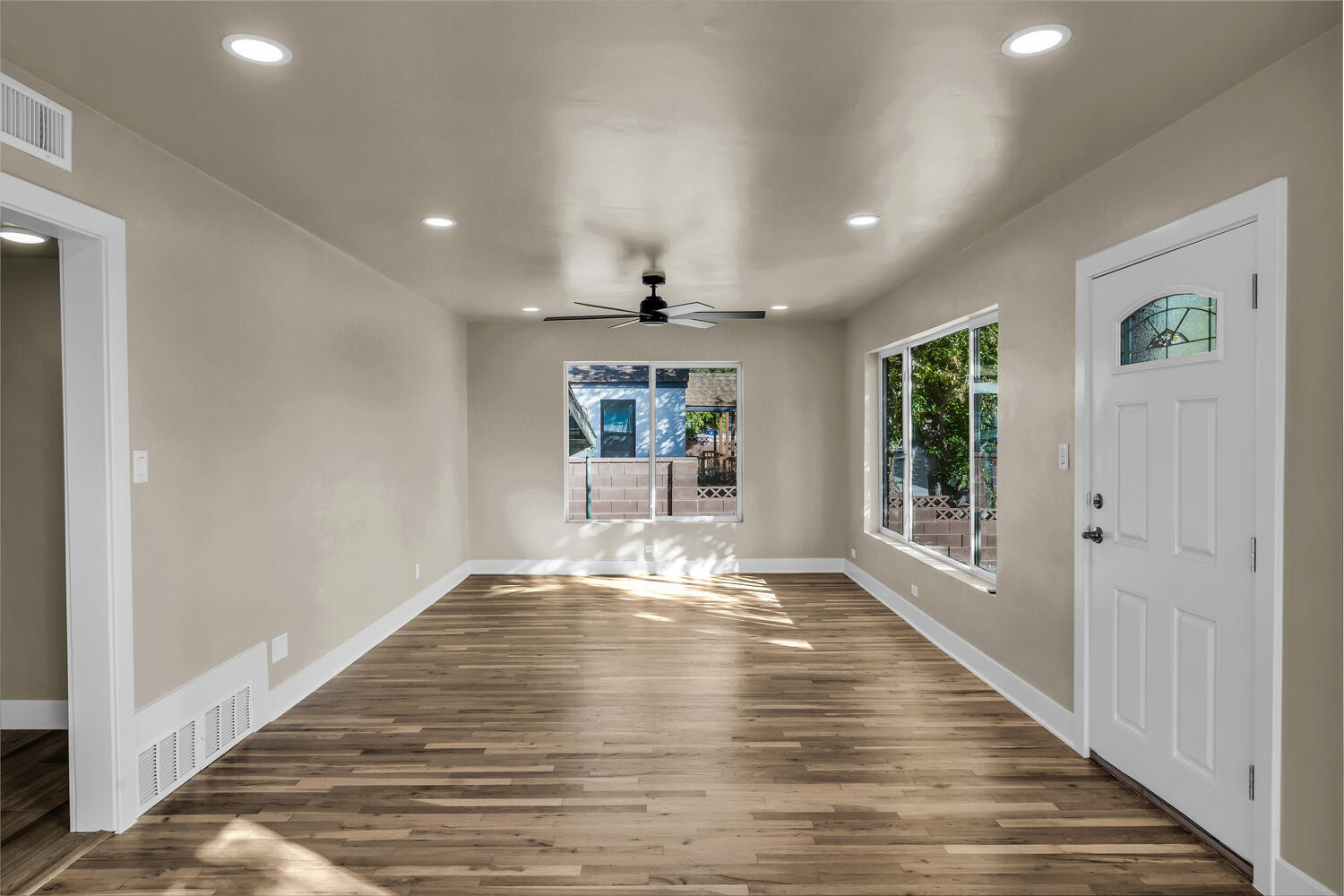 ST GEORGE TOWNSITE - Residential Income