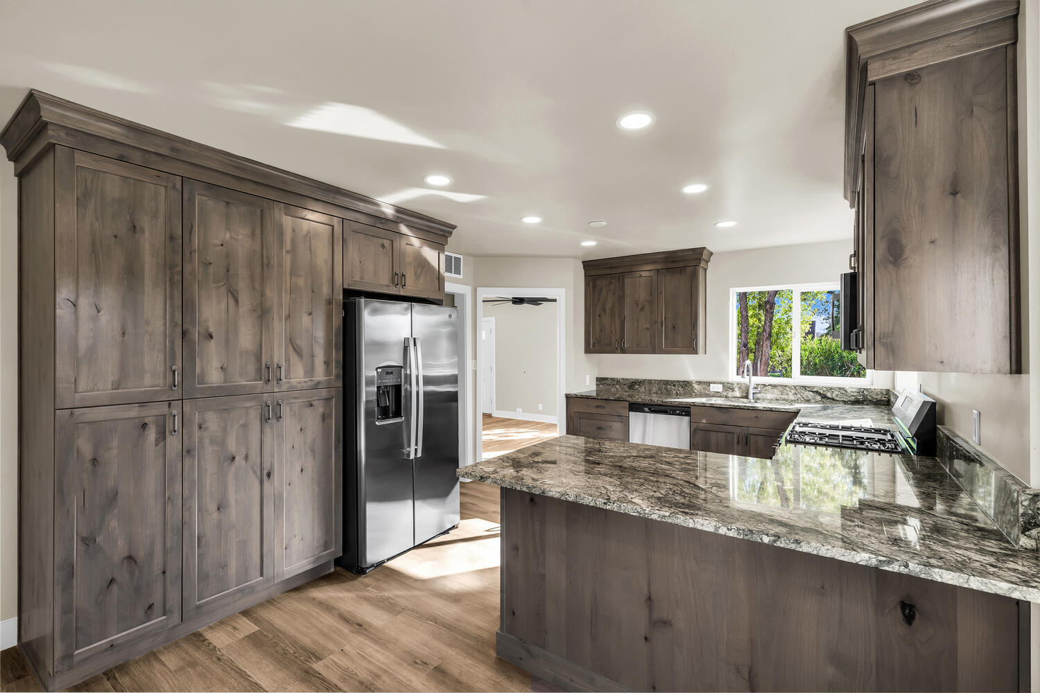 ST GEORGE TOWNSITE - Residential Income