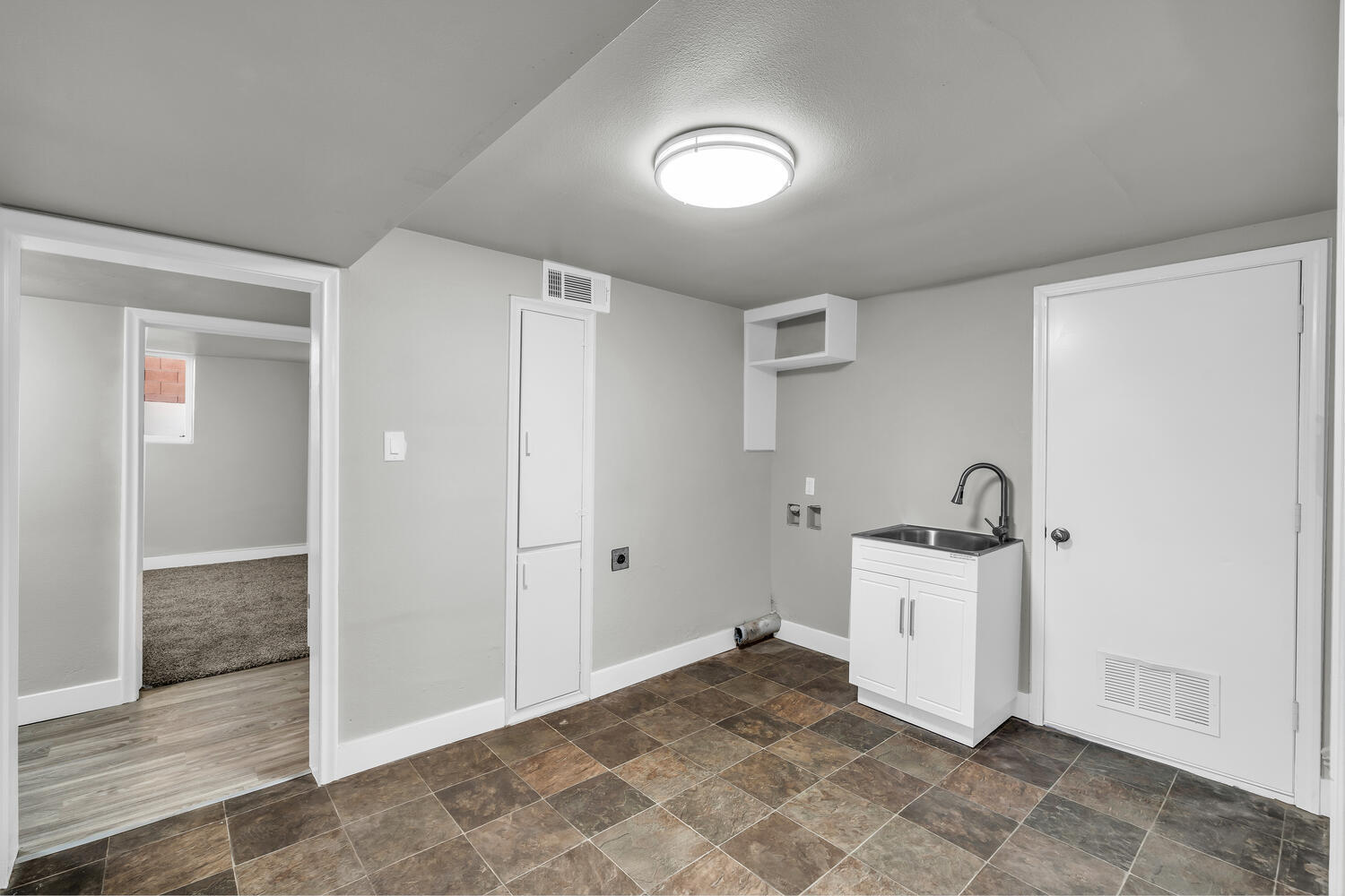 ST GEORGE TOWNSITE - Residential Income