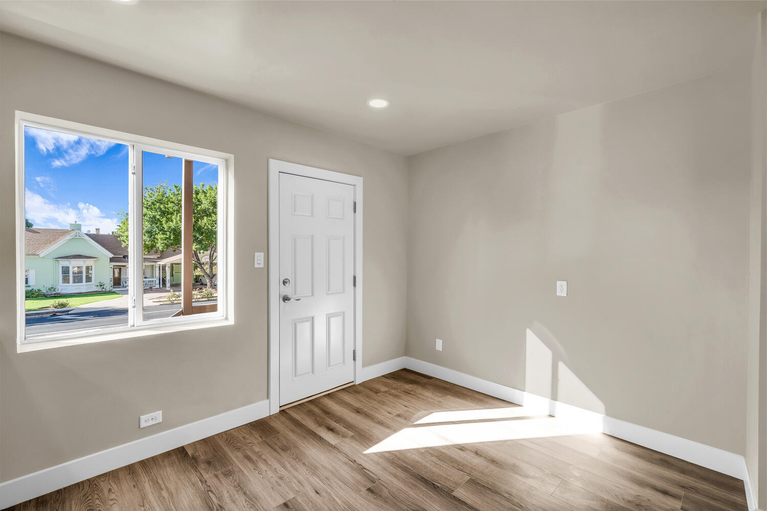 ST GEORGE TOWNSITE - Residential Income