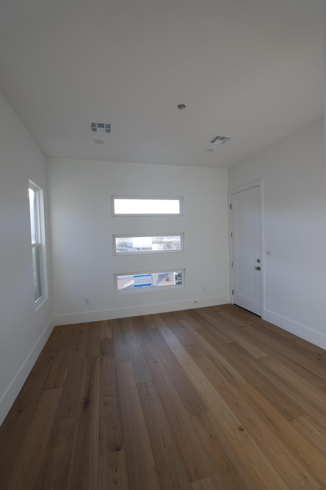 HAWKEYE POINTE SUB - Residential