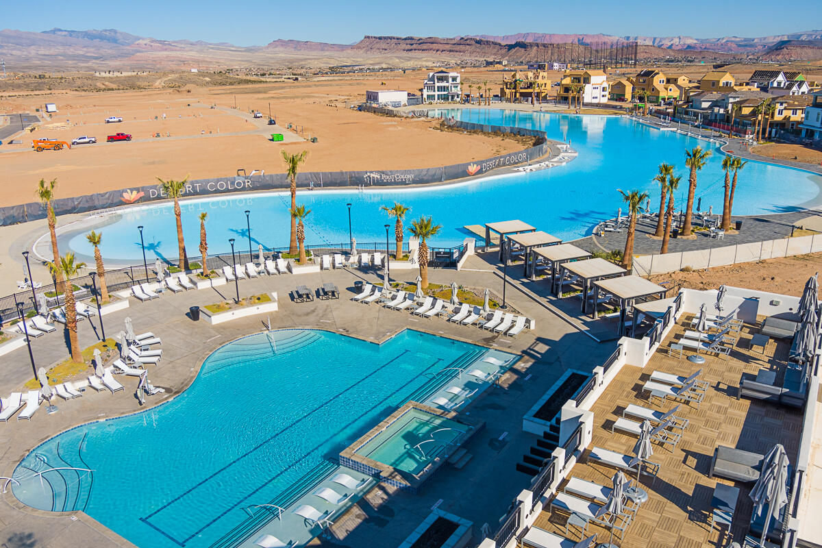 DESERT COLOR RESORT - Residential