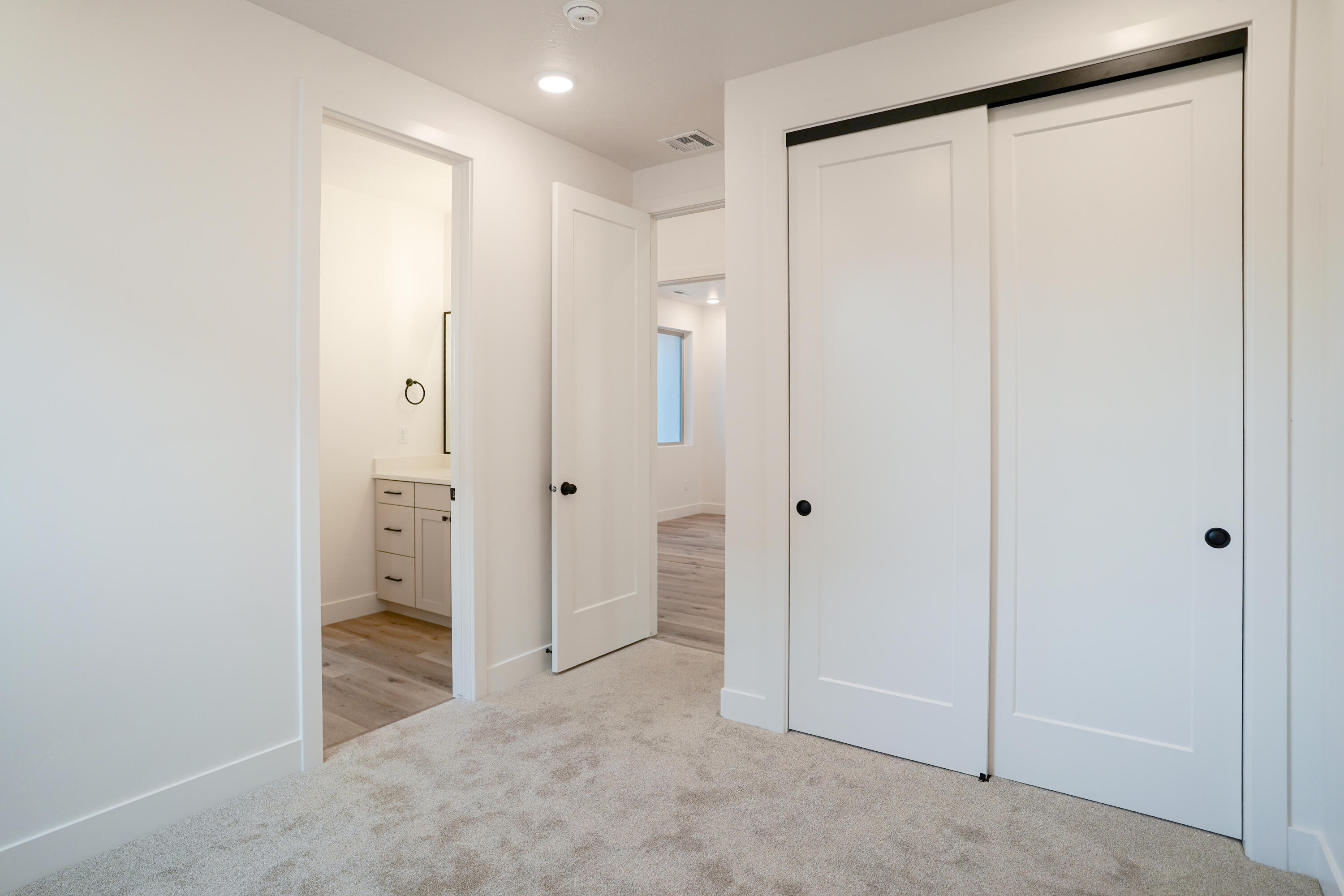 SANDS COVE - Residential