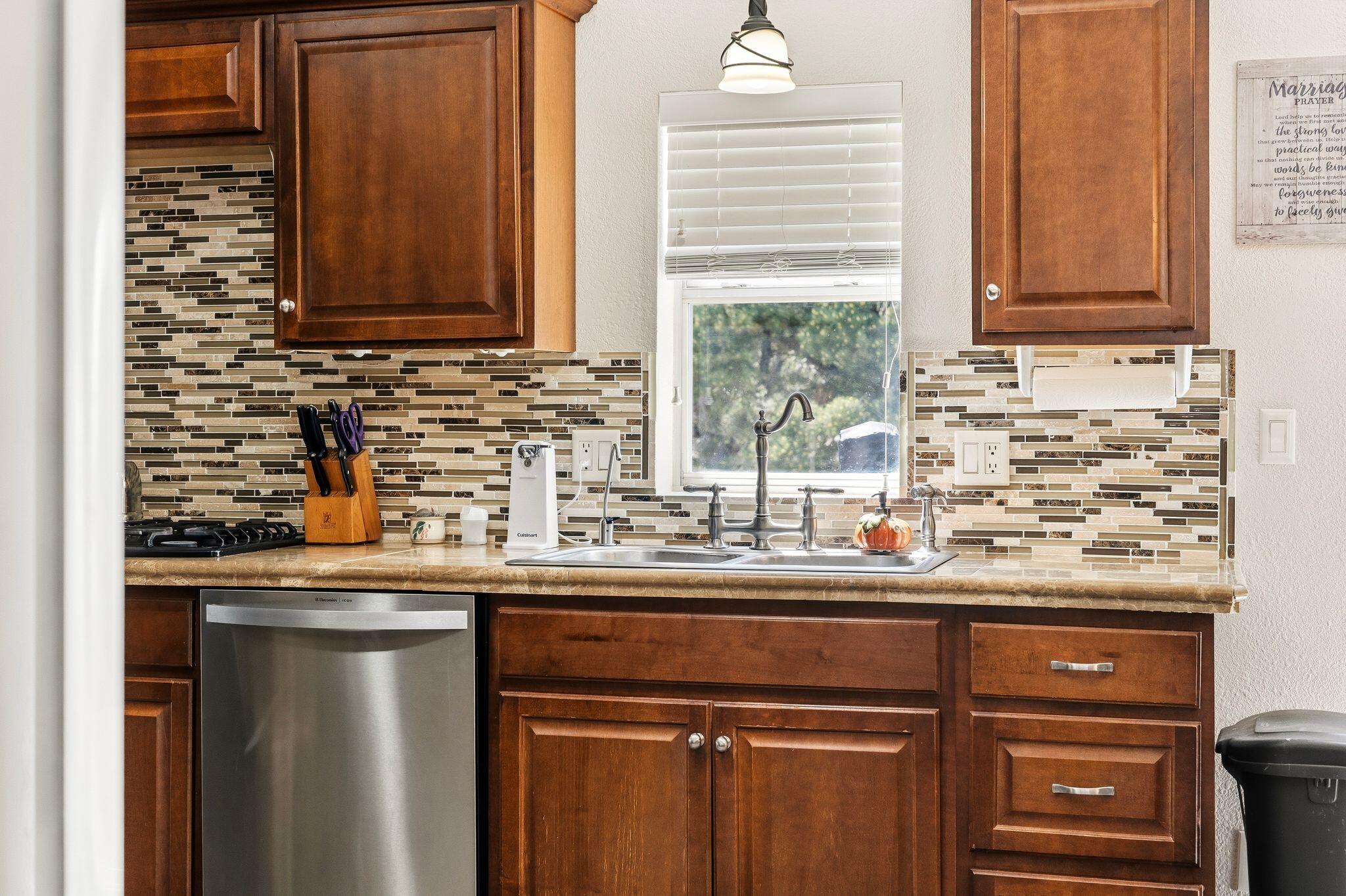 DIXIE DEER ESTATES - Residential