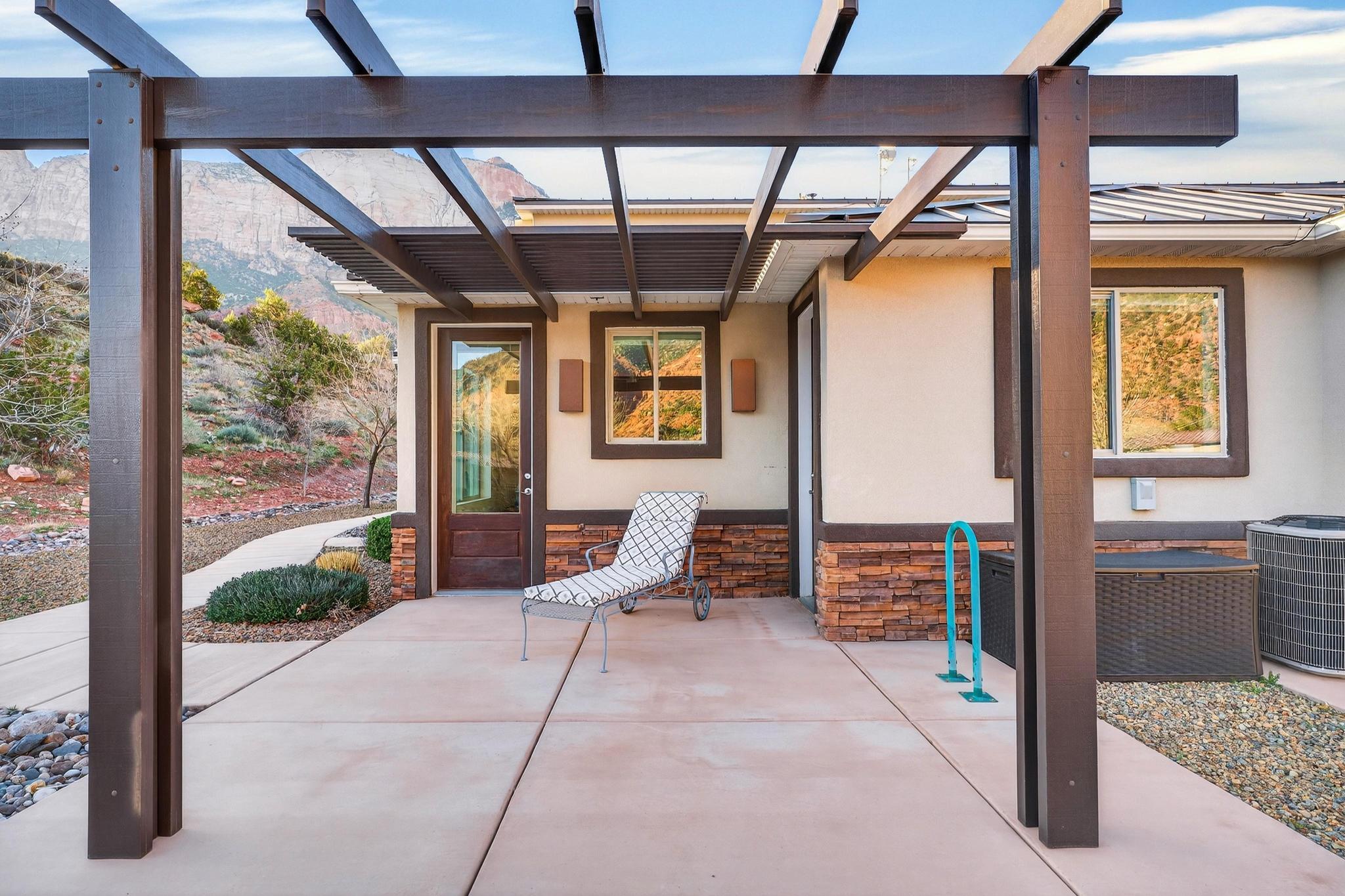 MOENAVE CONDO - Residential