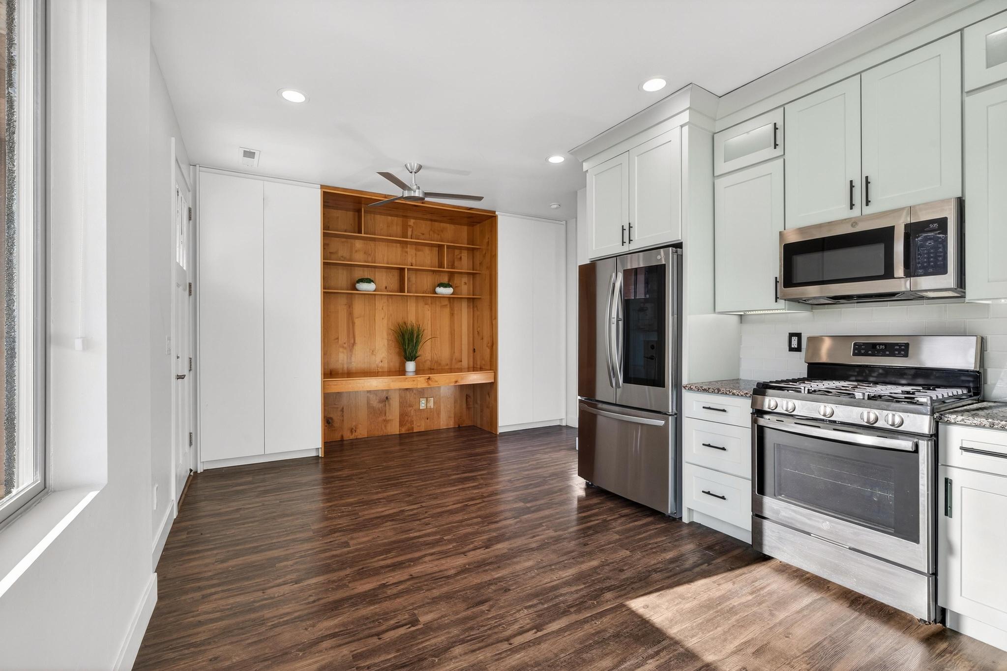 MOENAVE CONDO - Residential