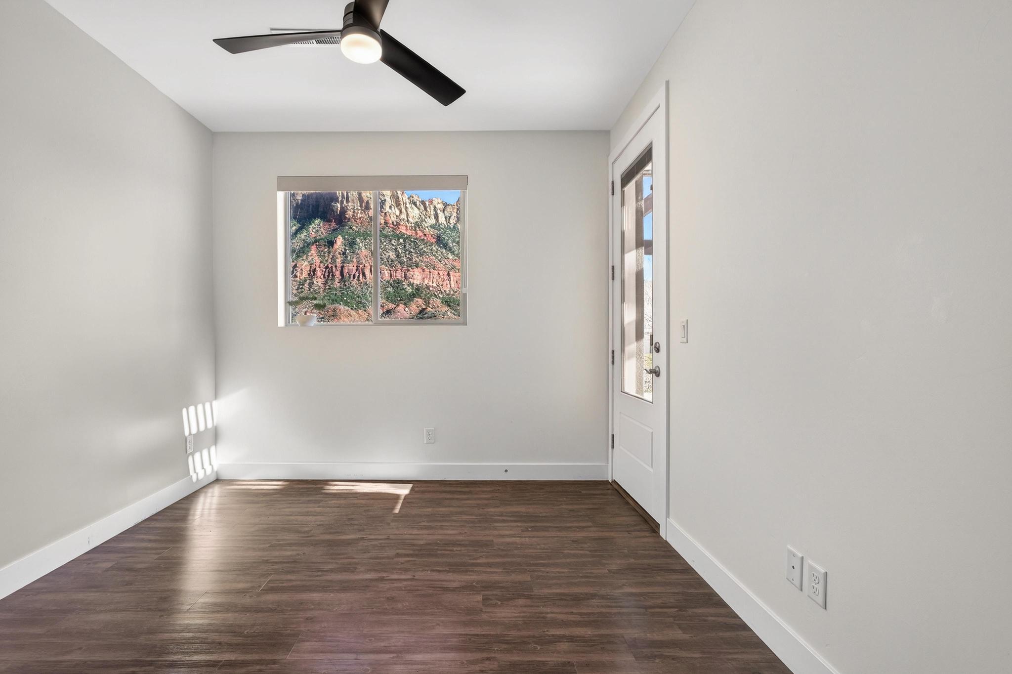 MOENAVE CONDO - Residential