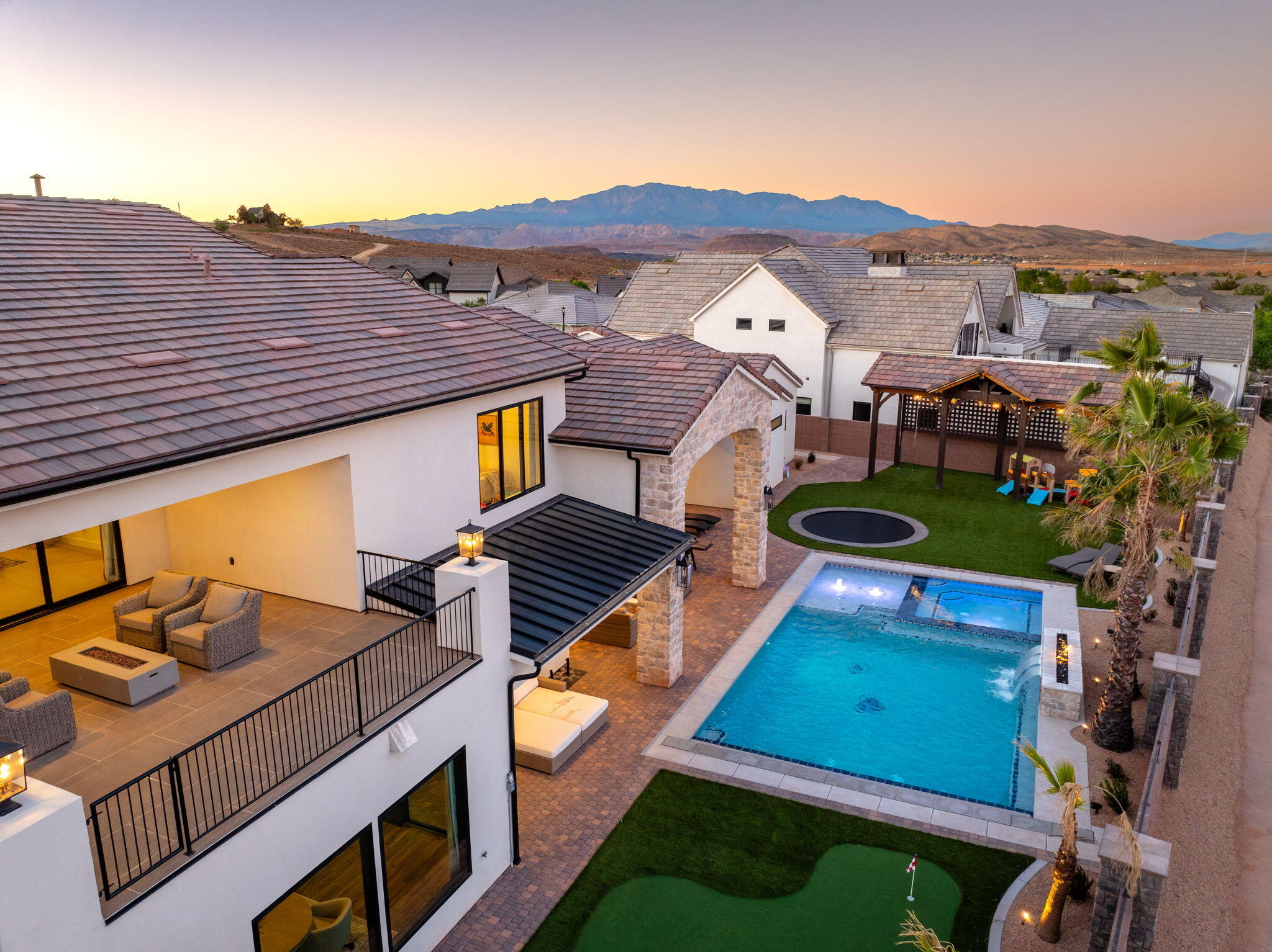 HOMESTEADS AT STUCKI FARMS - Residential