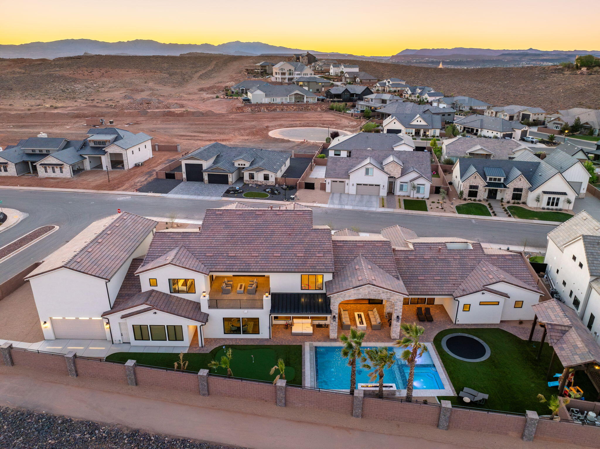 HOMESTEADS AT STUCKI FARMS - Residential