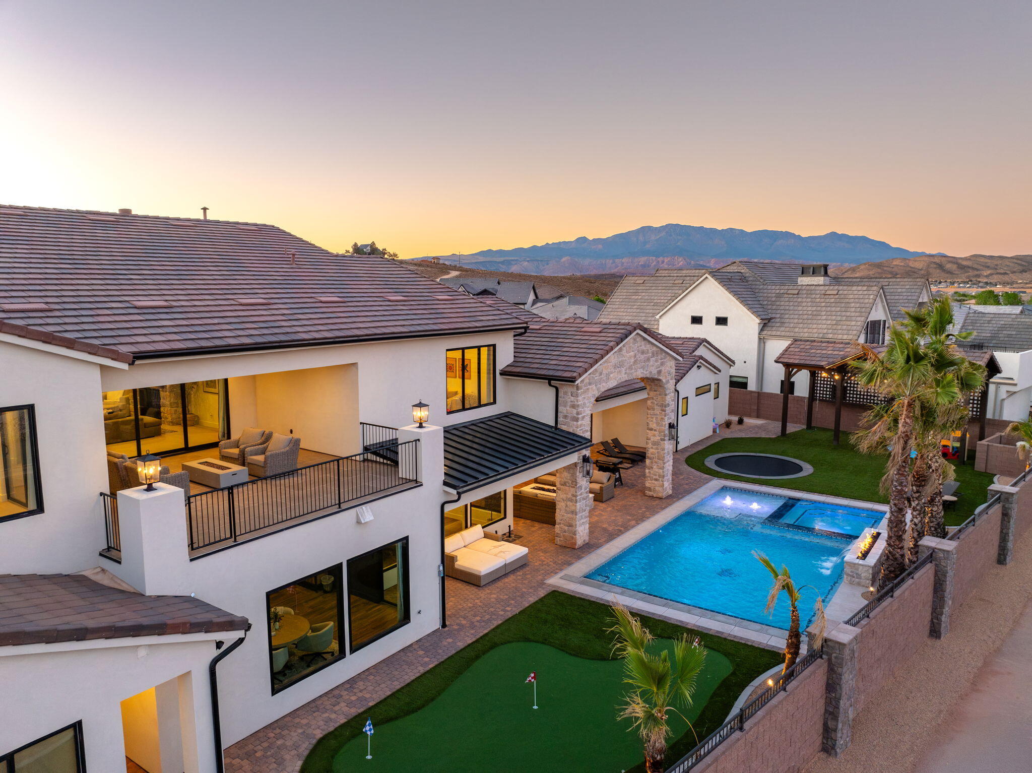 HOMESTEADS AT STUCKI FARMS - Residential