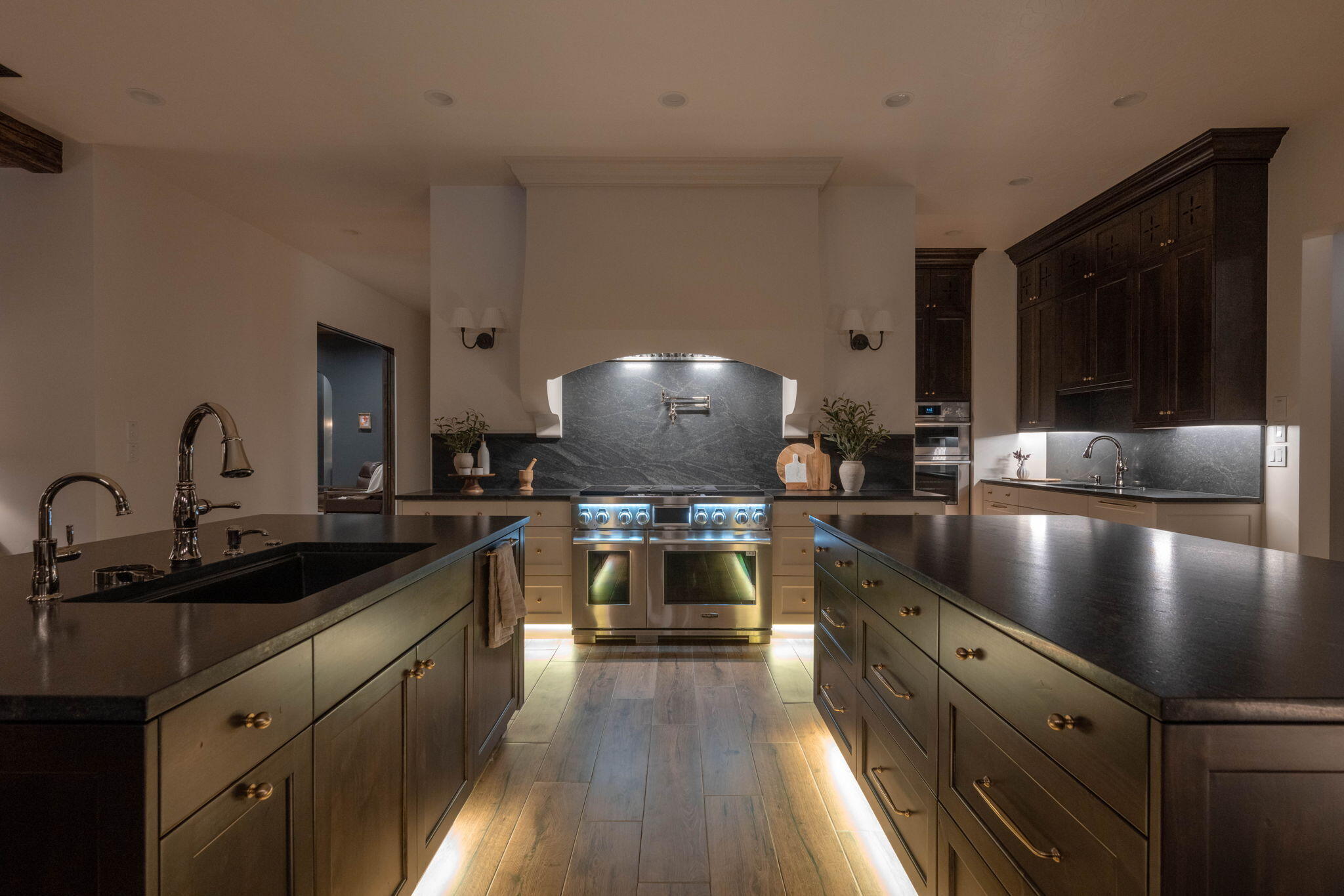 HOMESTEADS AT STUCKI FARMS - Residential