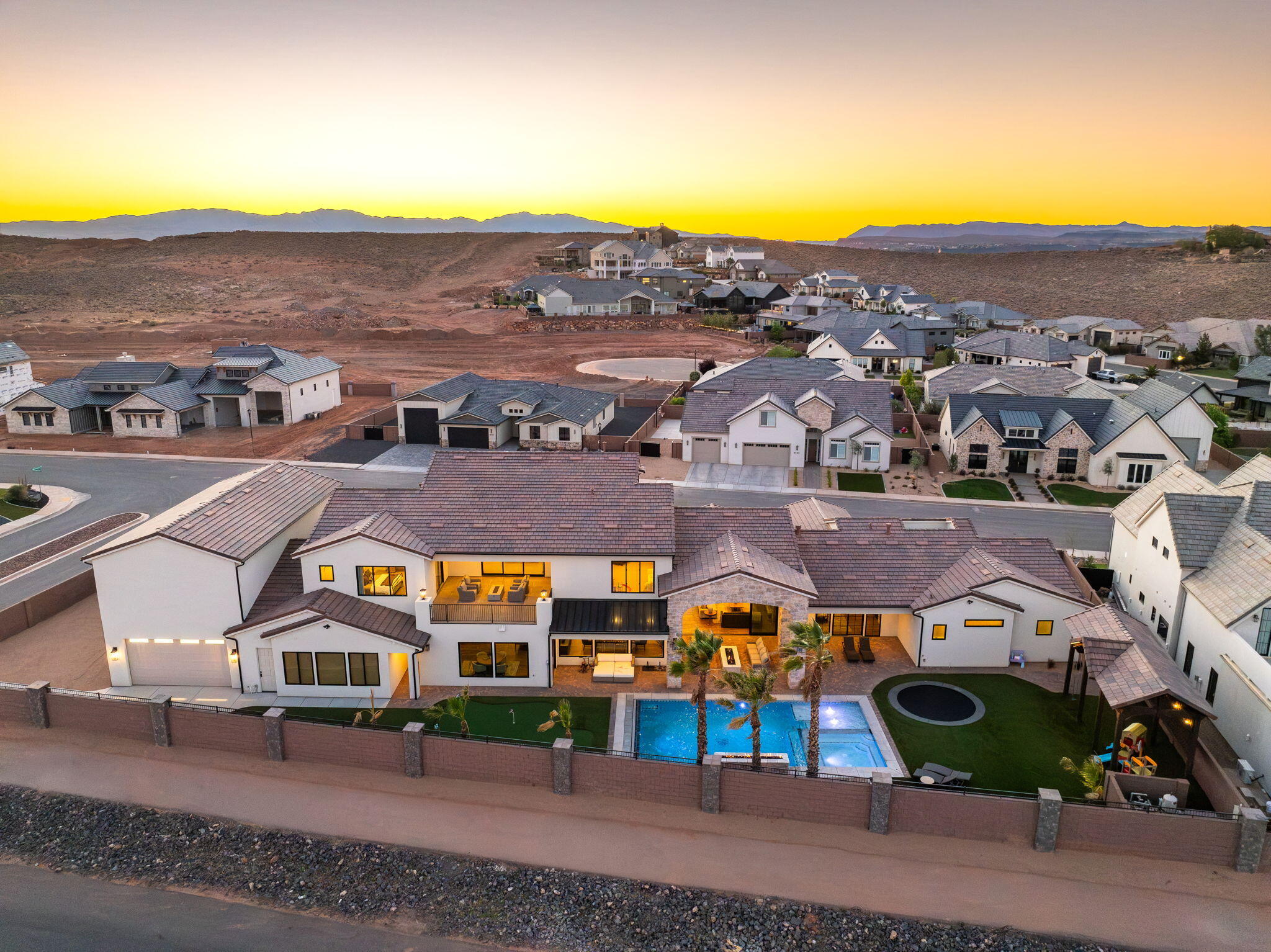 HOMESTEADS AT STUCKI FARMS - Residential