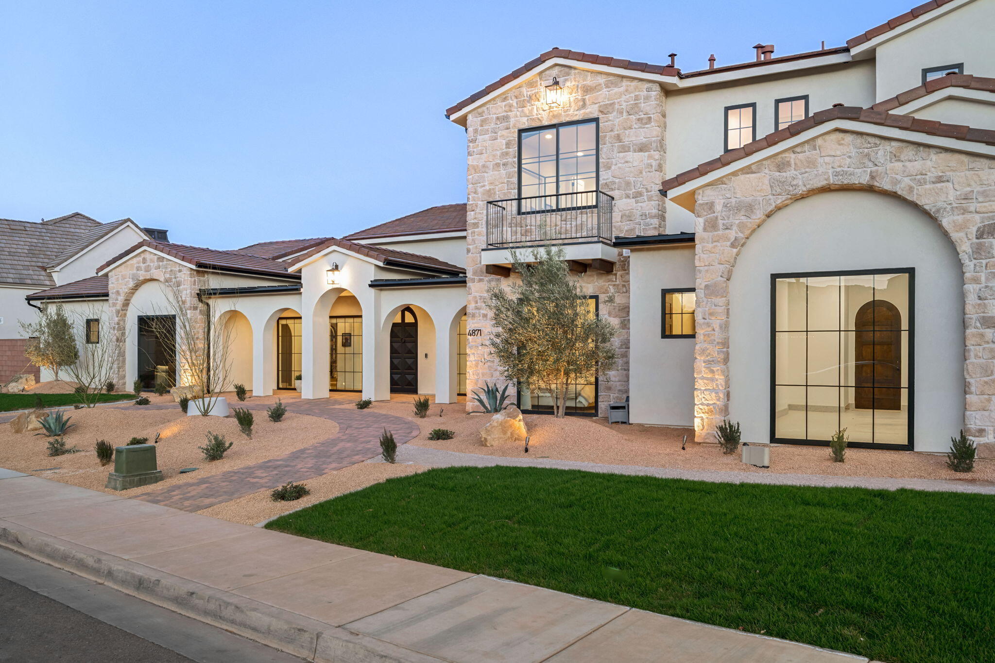 HOMESTEADS AT STUCKI FARMS - Residential