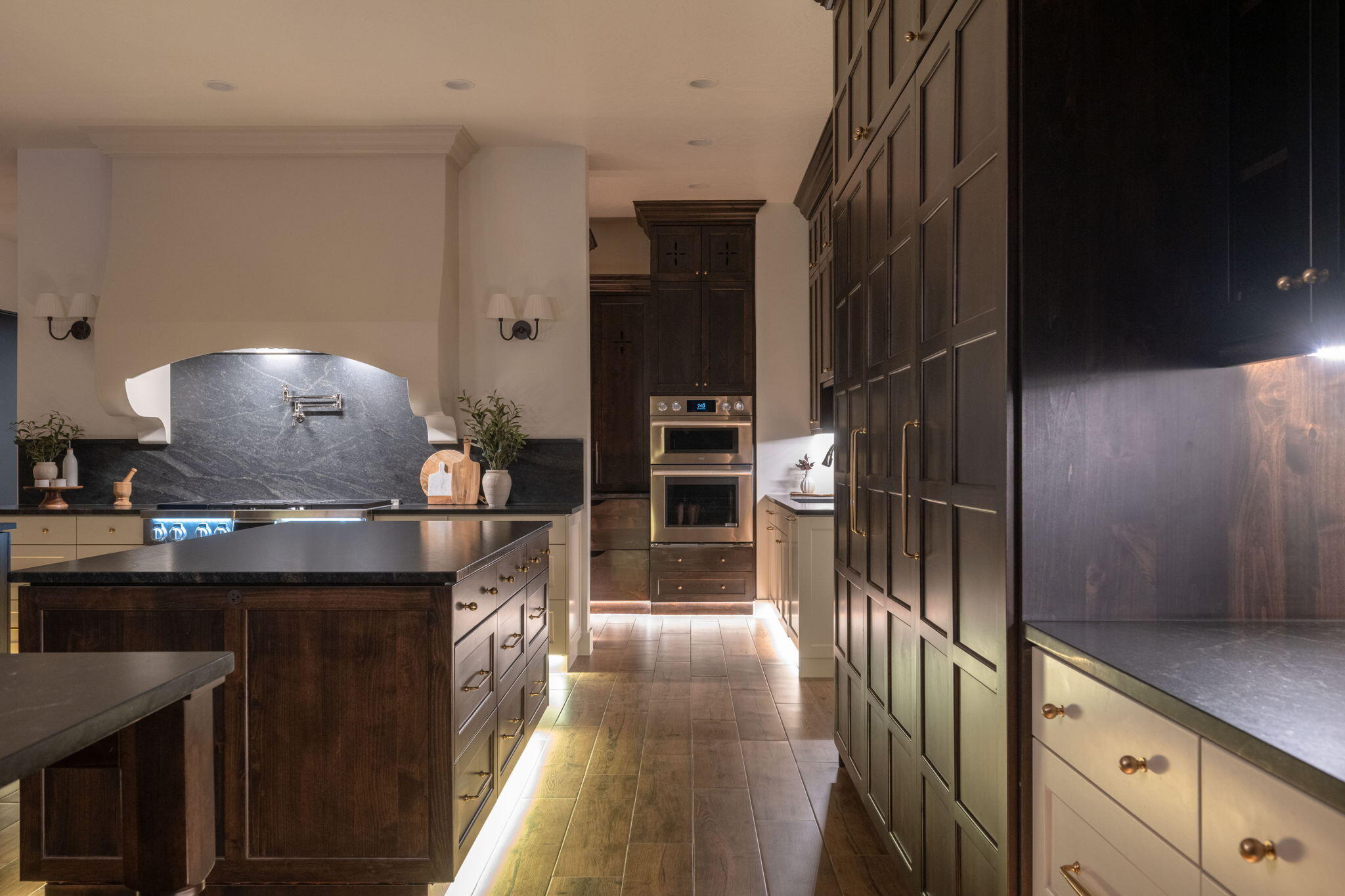 HOMESTEADS AT STUCKI FARMS - Residential