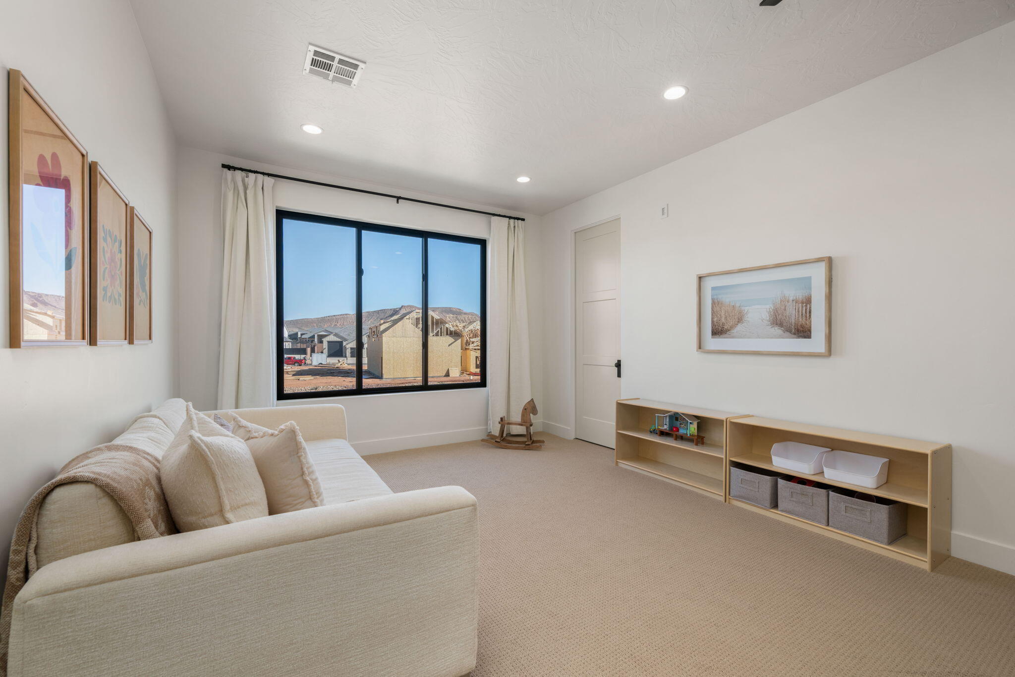 HOMESTEADS AT STUCKI FARMS - Residential